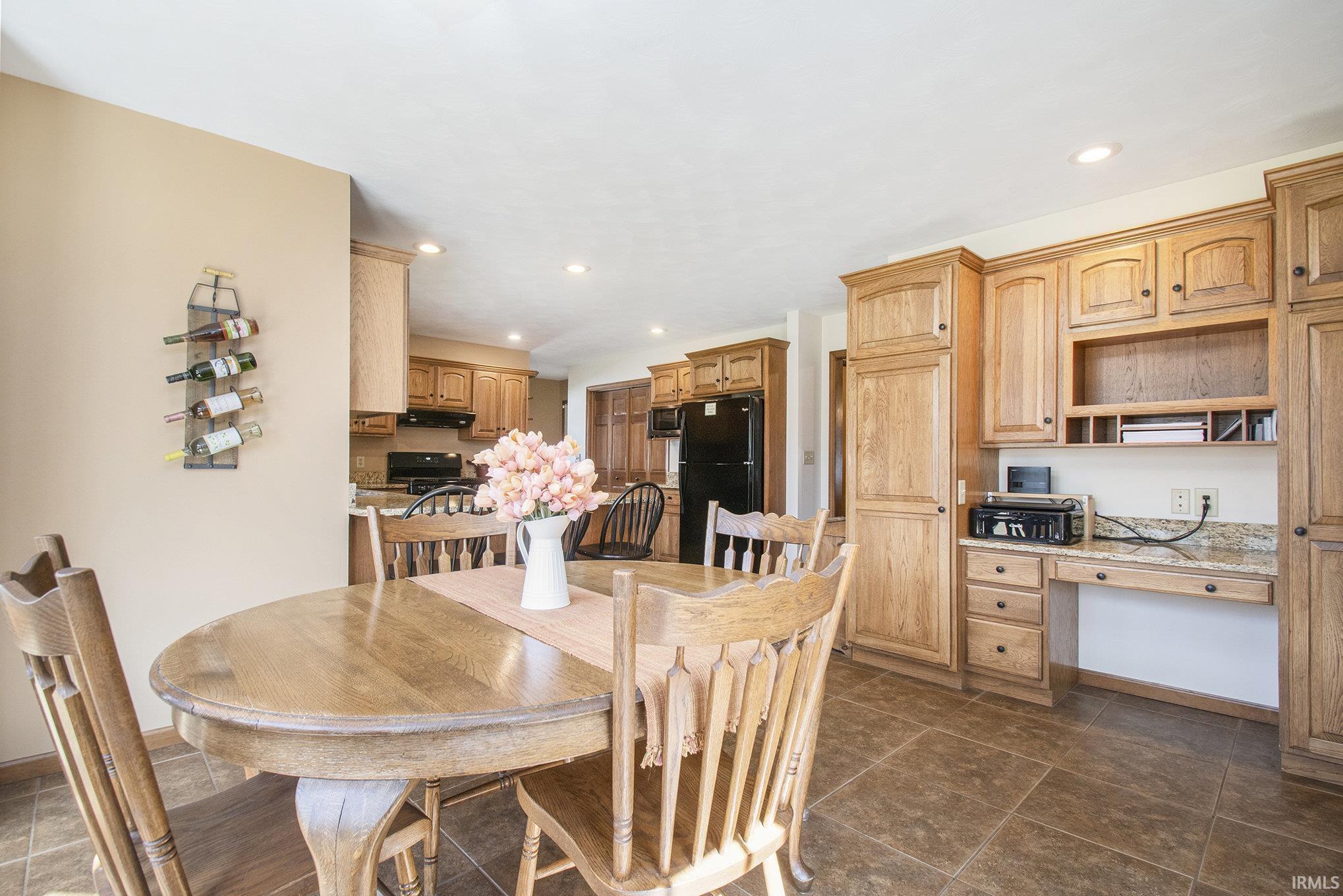 Photo 10 of 57017 Tealwood Court