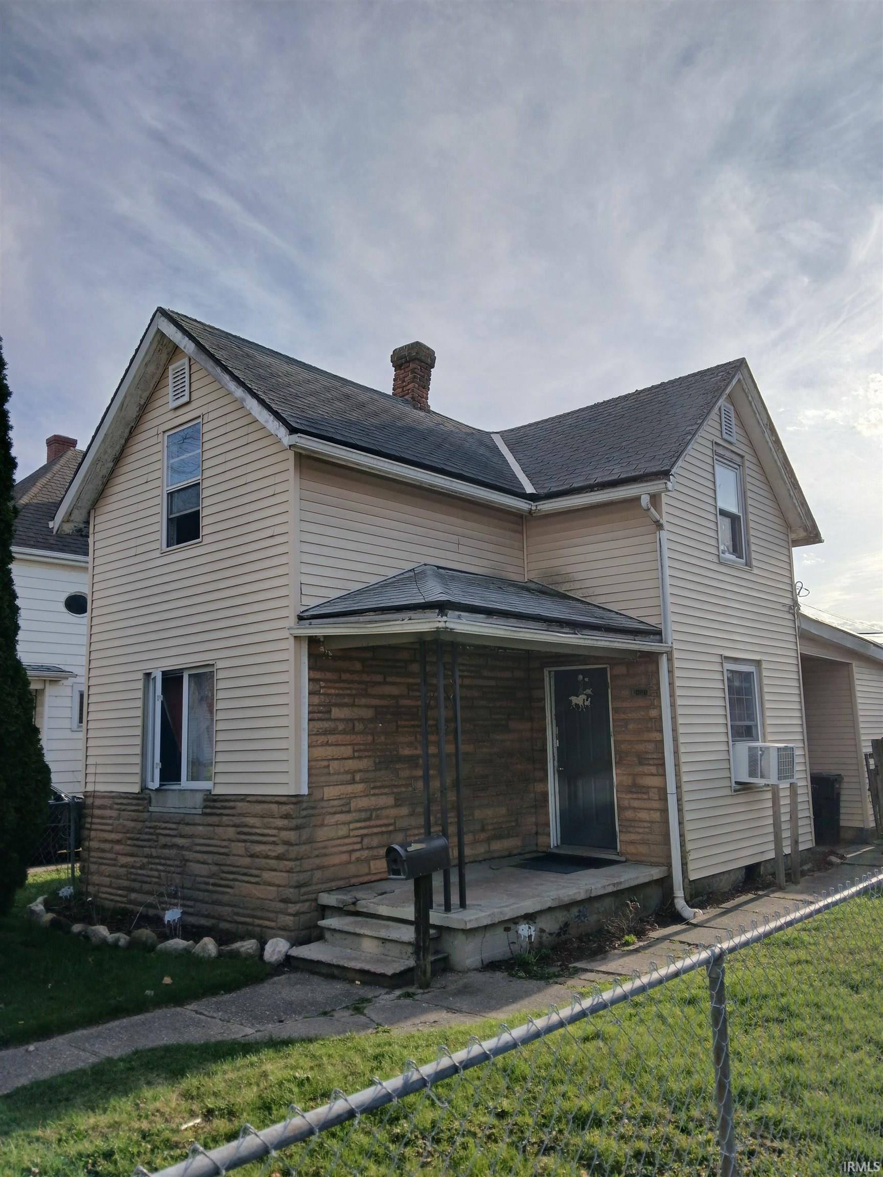 Homes for sale in South Bend, IN | 421 S Warren St Sts, South Bend, IN 46619 | MLS# 202513401