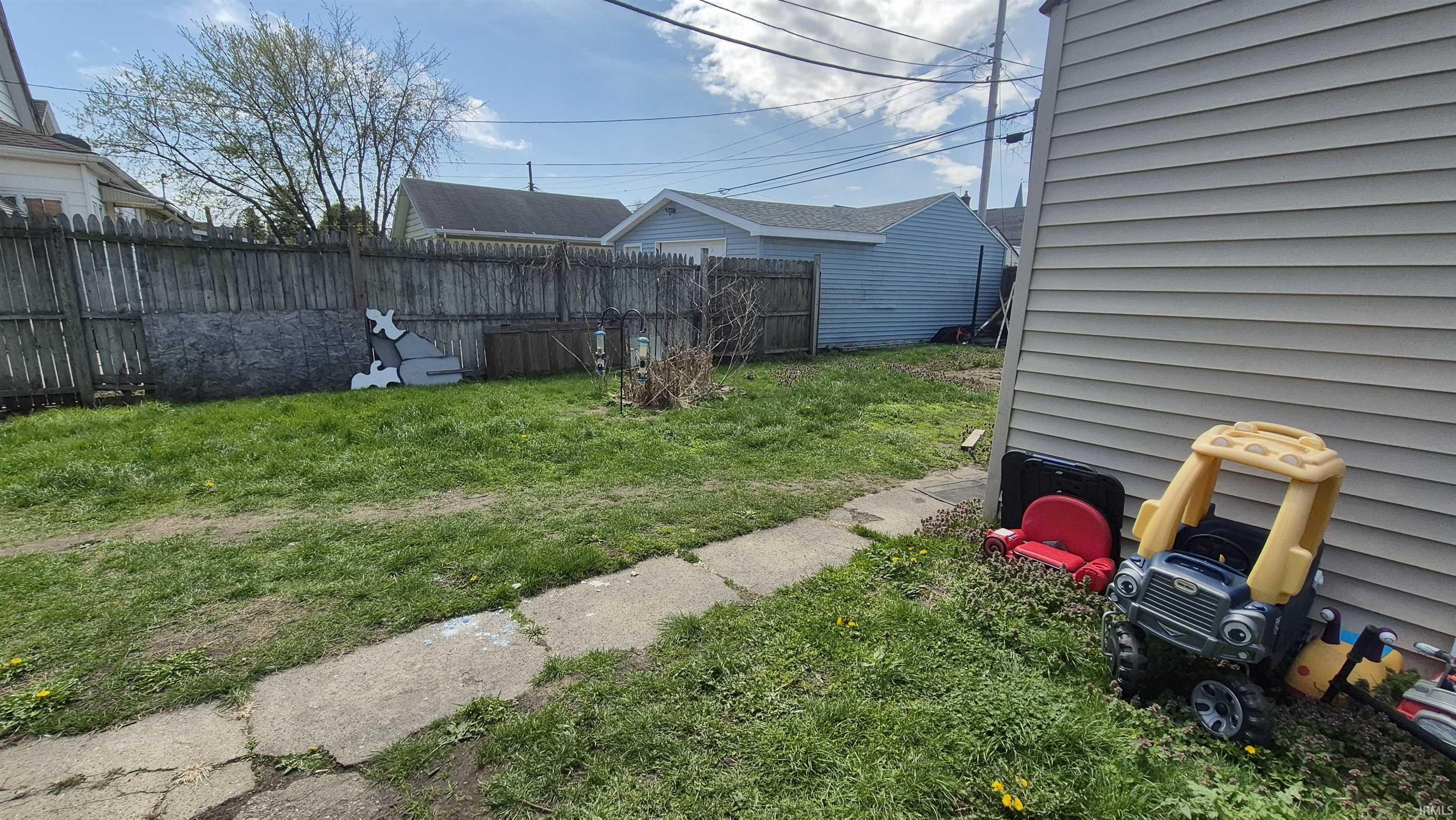 Homes for sale in South Bend, IN | 421 S Warren St Sts, South Bend, IN 46619 | MLS# 202513401