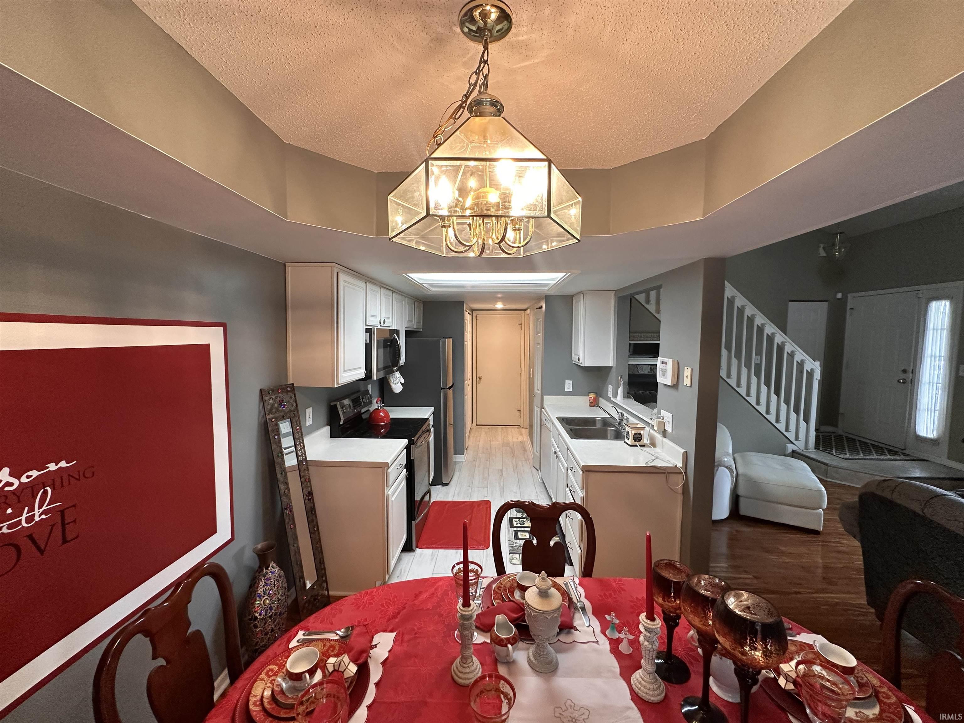 Photo 6 of 5726 Thornbriar Lane