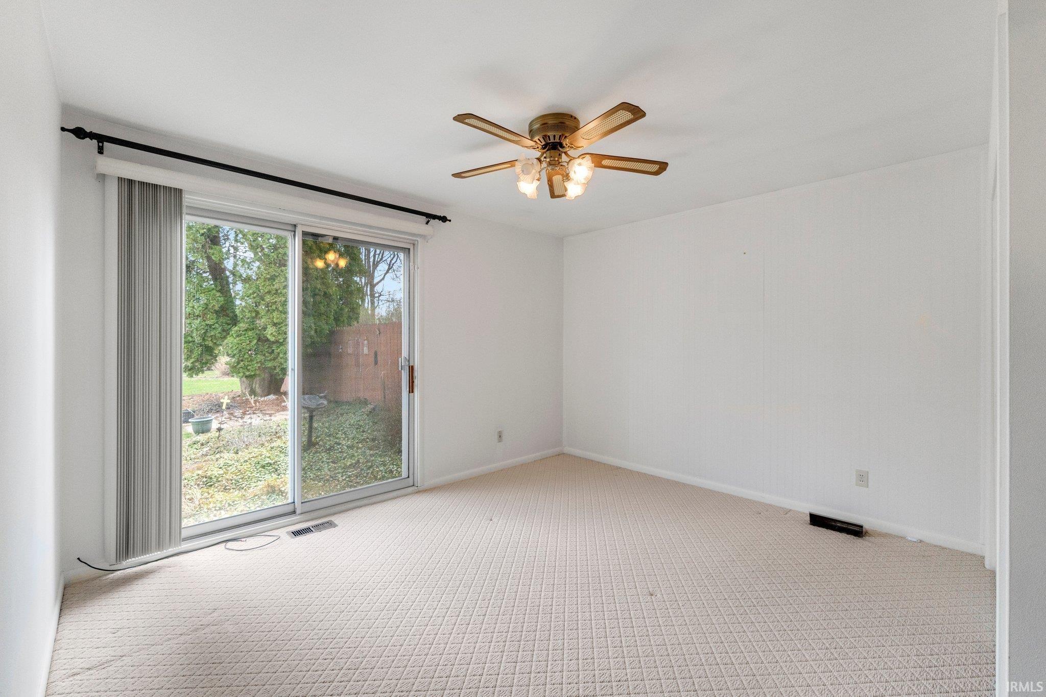Photo 15 of 510 N Meadow Lane