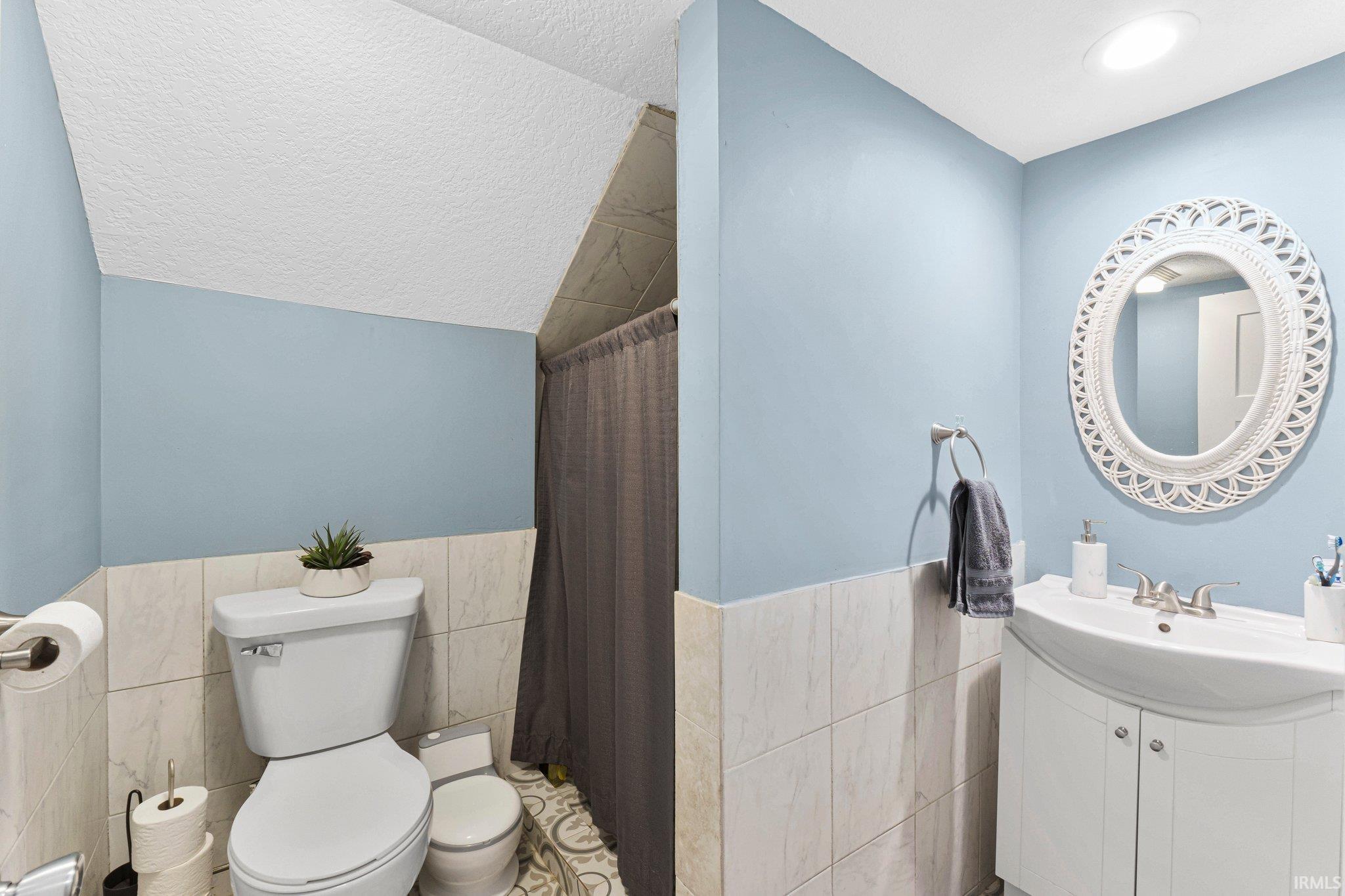 Photo 17 of 2805 Fox Avenue