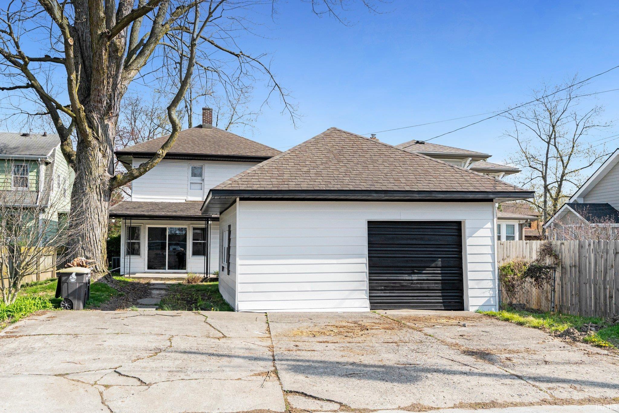 Photo 29 of 1916 Lynn Avenue