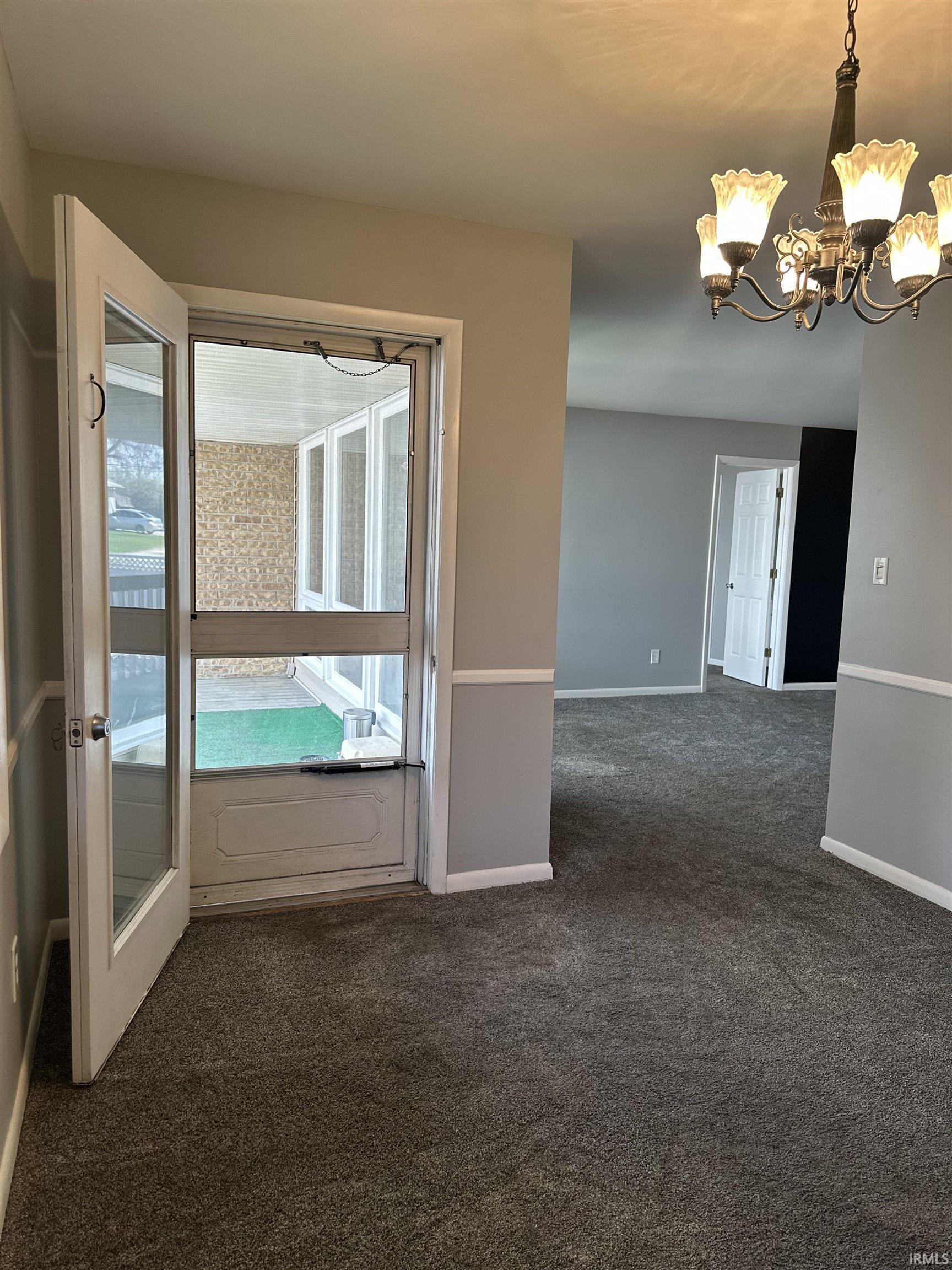 Photo 5 of 5645 S Wayne Avenue