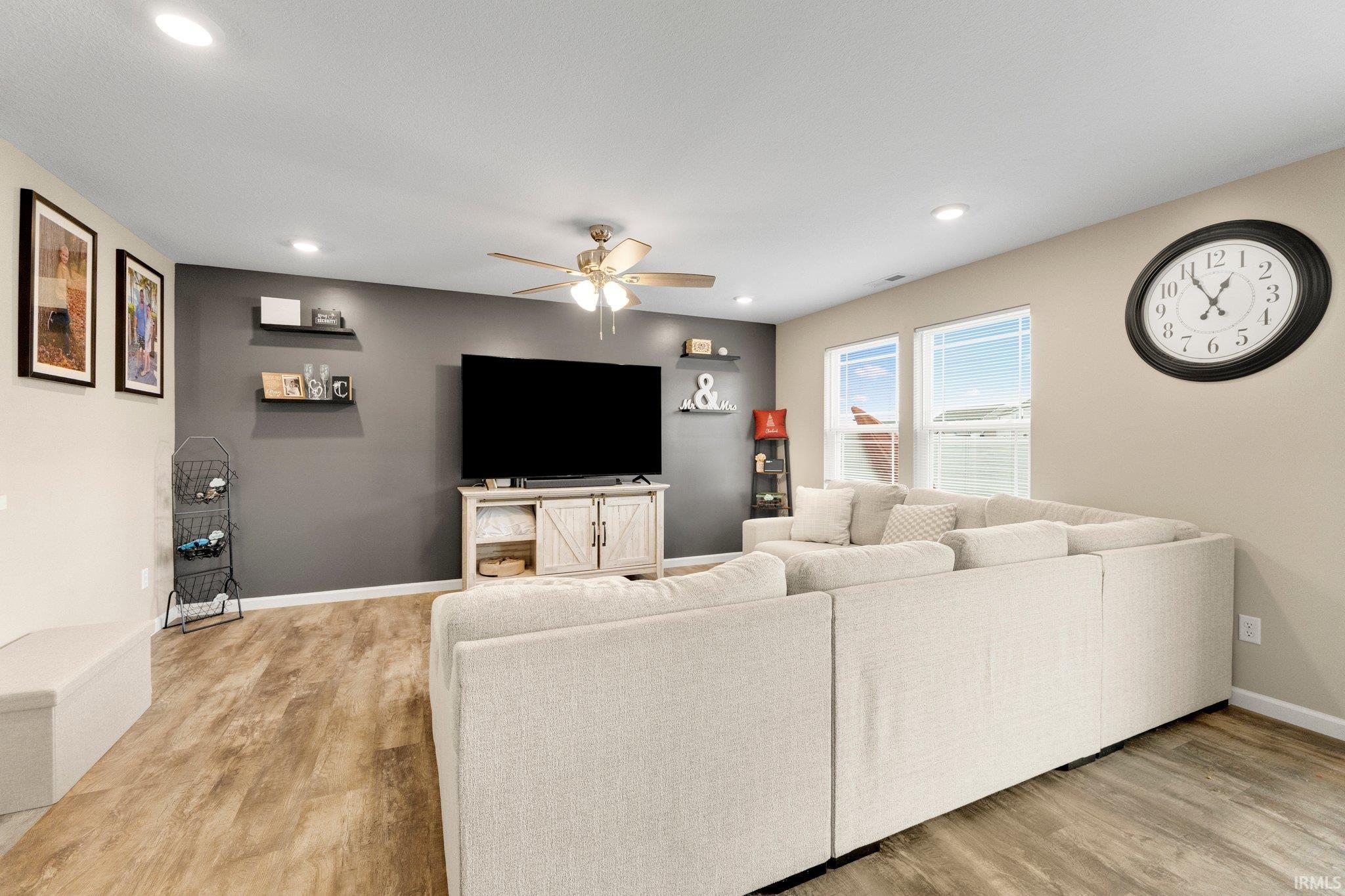 Photo 4 of 4133 Bradley Drive