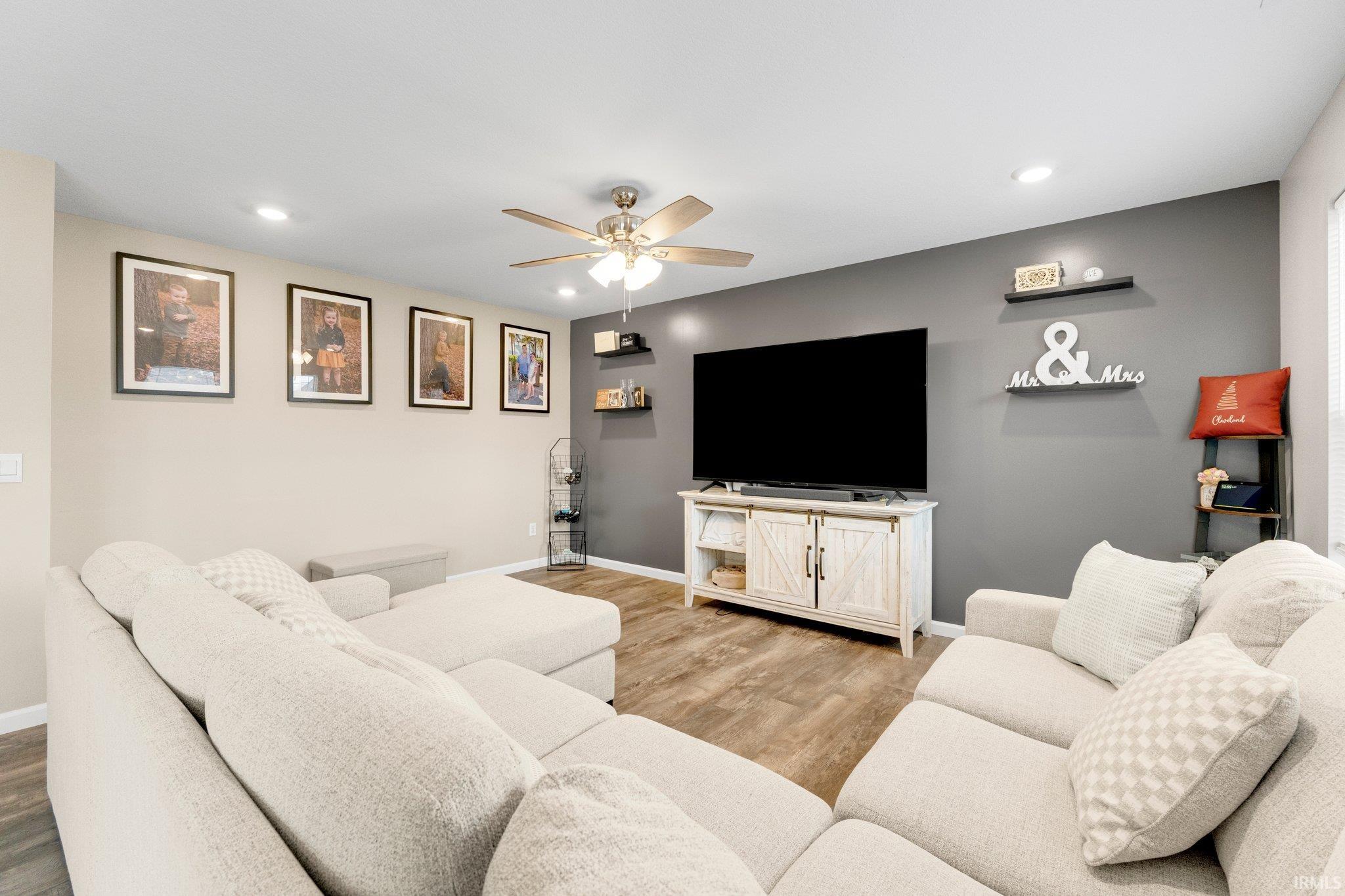 Photo 5 of 4133 Bradley Drive