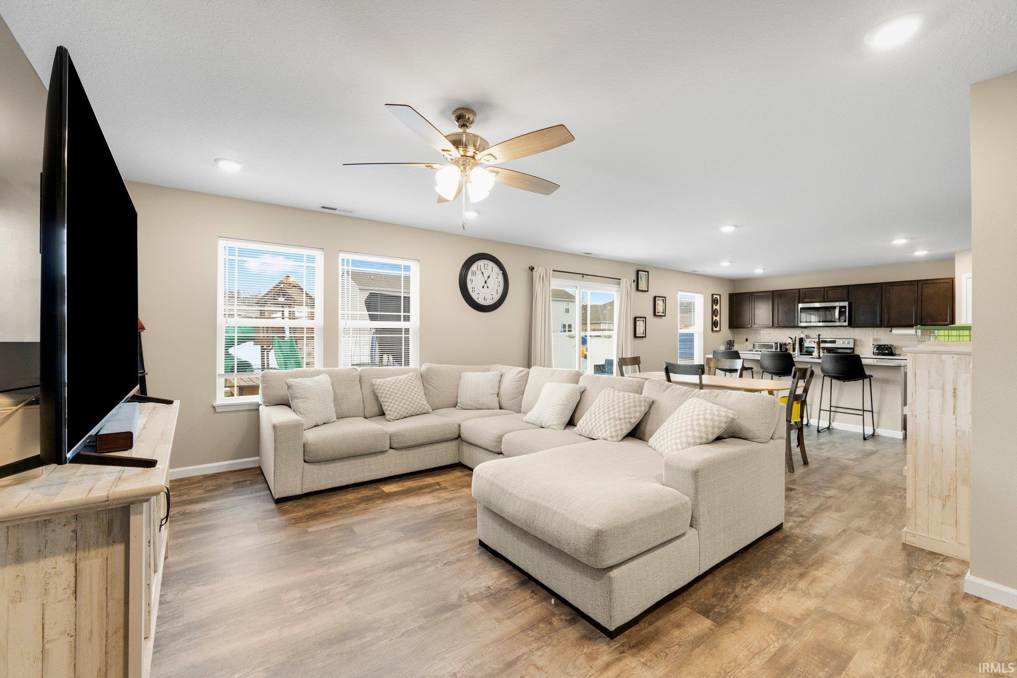 Photo 6 of 4133 Bradley Drive