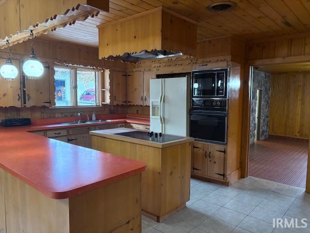 Photo 10 of 7009 Homestead Road