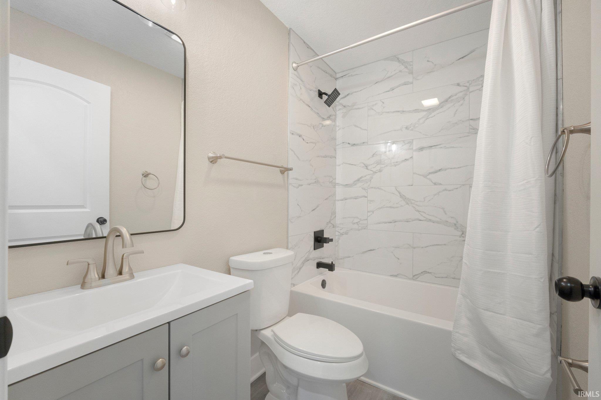 Photo 18 of 329 W 19th Street