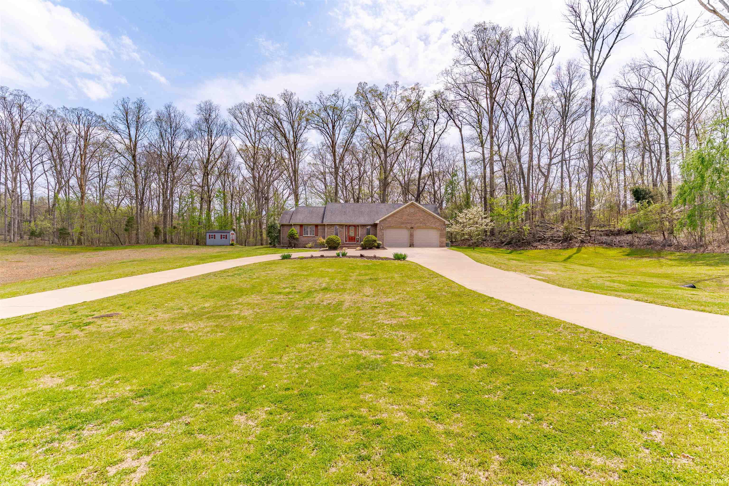 Homes for sale in Santa Claus, IN | 805 W Melchoir Dr South, Santa Claus, IN 47579 | MLS# 202513857