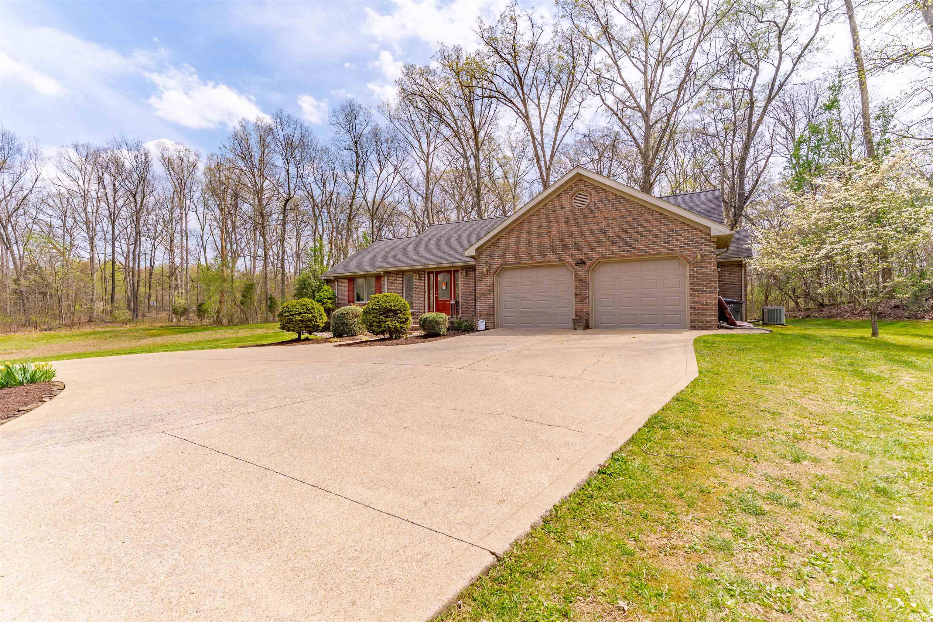 Homes for sale in Santa Claus, IN | 805 W Melchoir Dr South, Santa Claus, IN 47579 | MLS# 202513857