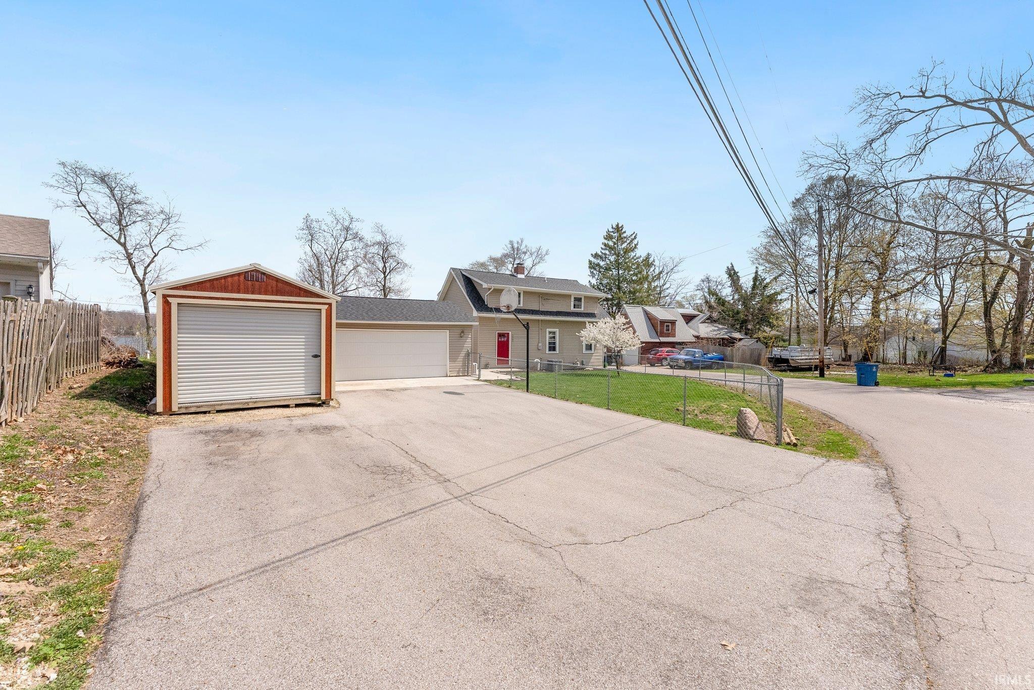 2461 E Crampton Road