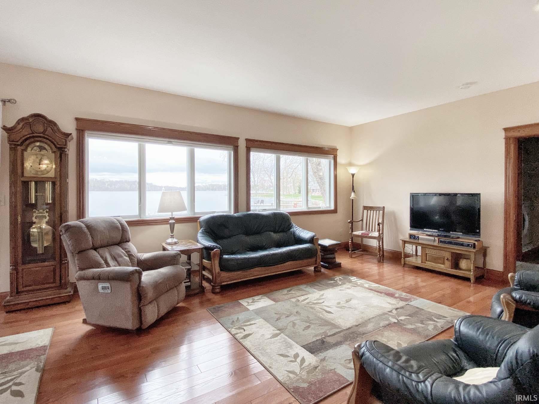 275 E Morsches Road