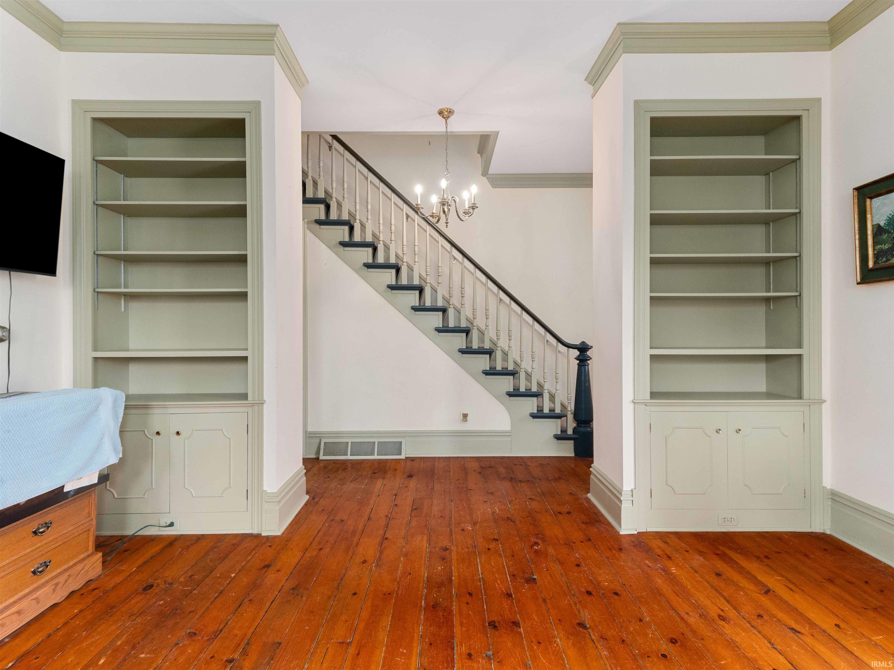 Photo 12 of 818 Mott Street