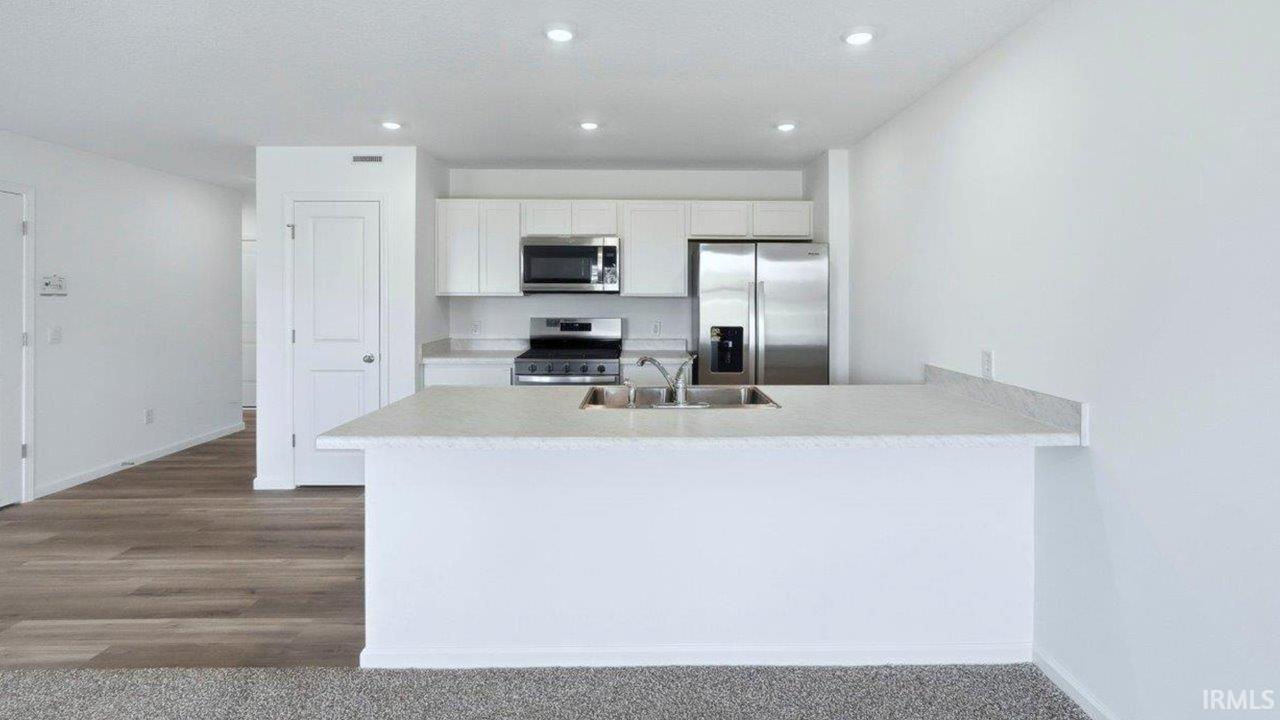 Photo 2 of 3353 Sika Trail