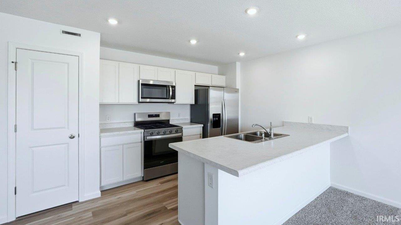 Photo 3 of 3353 Sika Trail