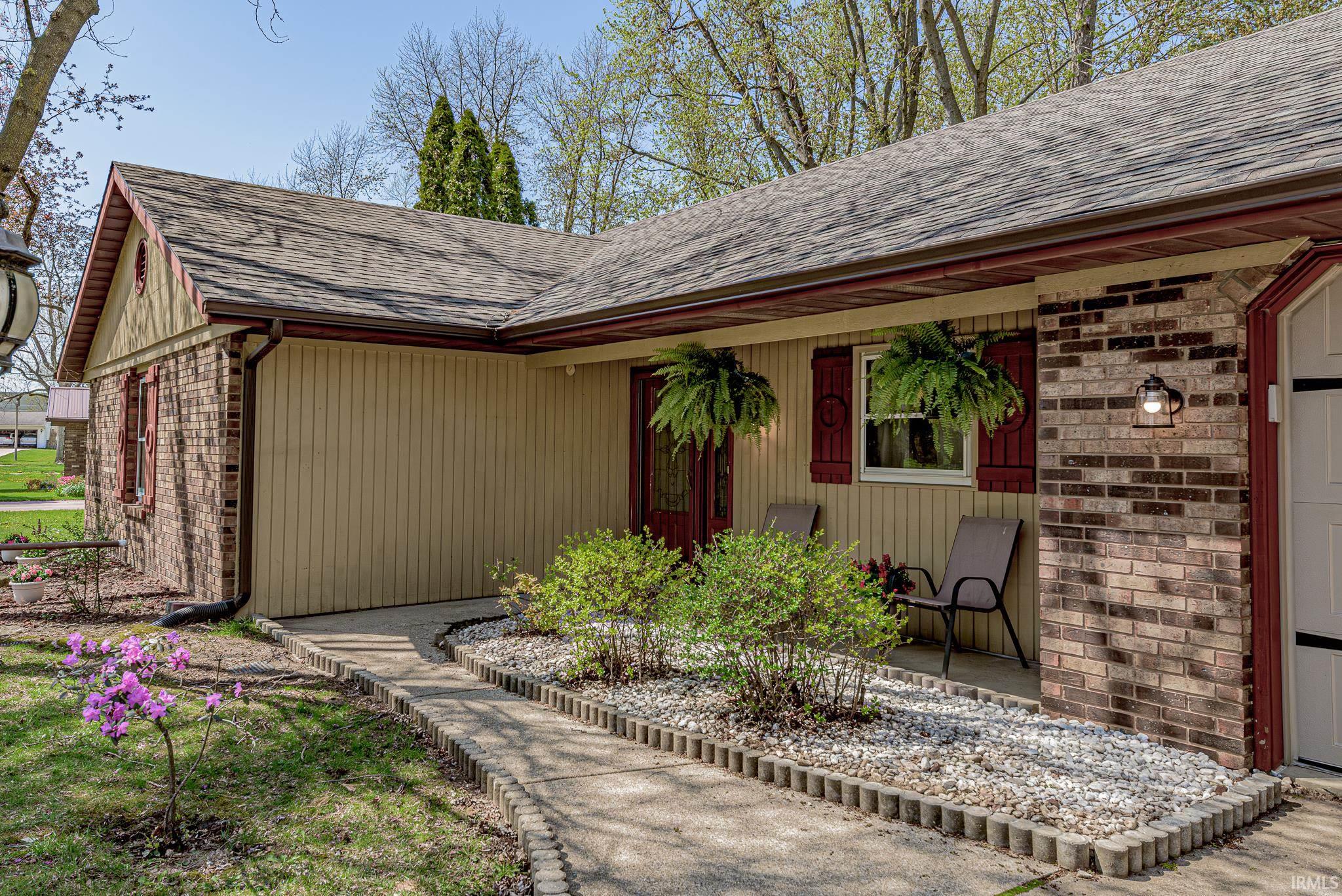409 Eagle Court