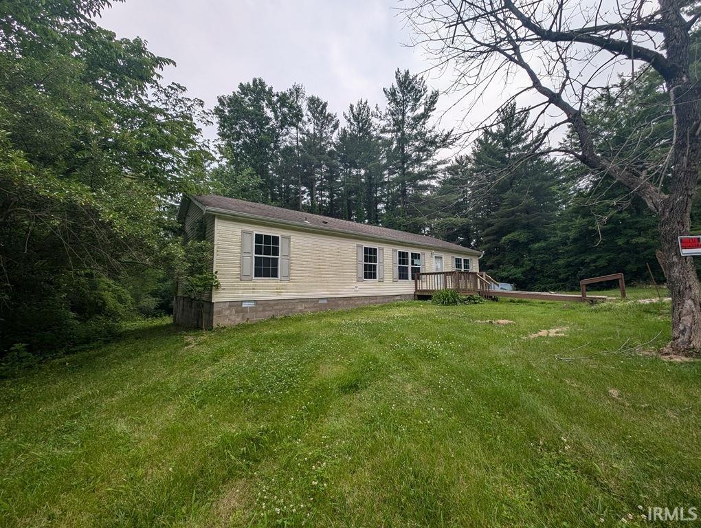 Homes for sale in Bloomfield, IN | 1500 N Algood Dr, Bloomfield, IN 47424 | MLS# 202514096