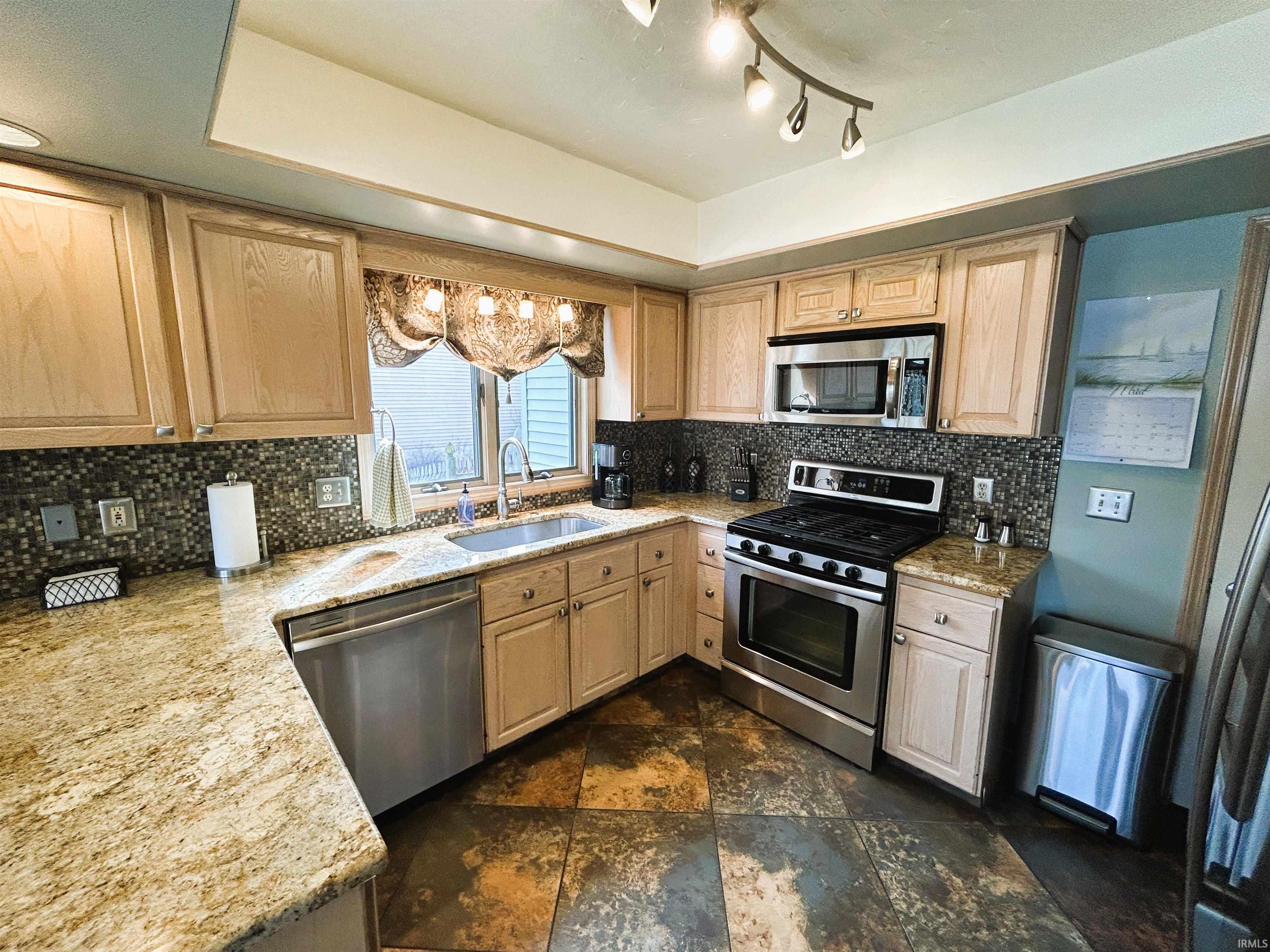 Photo 9 of 1816 Ardis Street