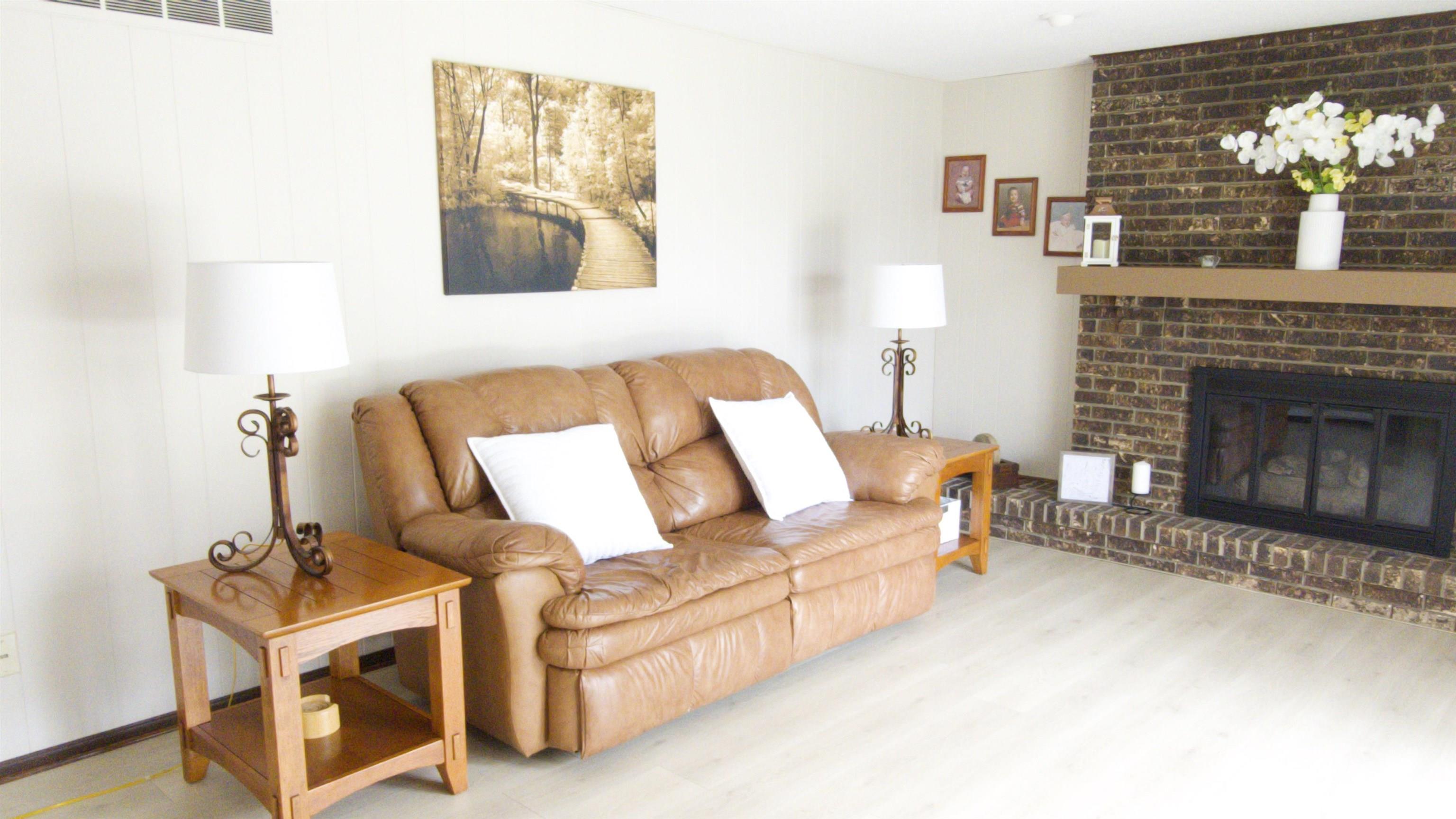 Photo 12 of 4221 Thorngate Drive