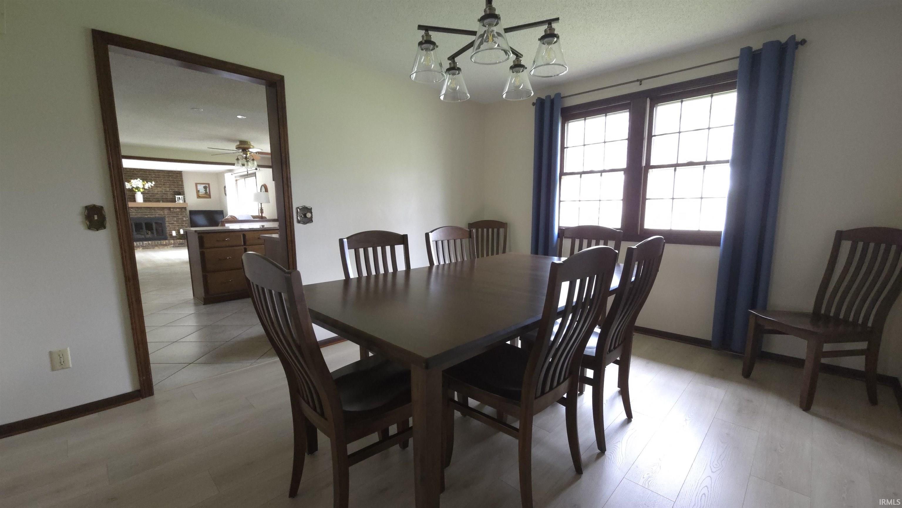 Photo 6 of 4221 Thorngate Drive