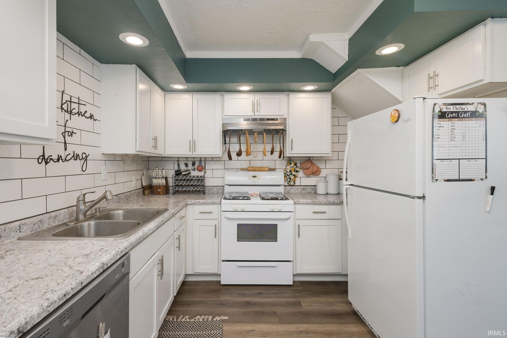 Photo 5 of 128 S Highland Avenue