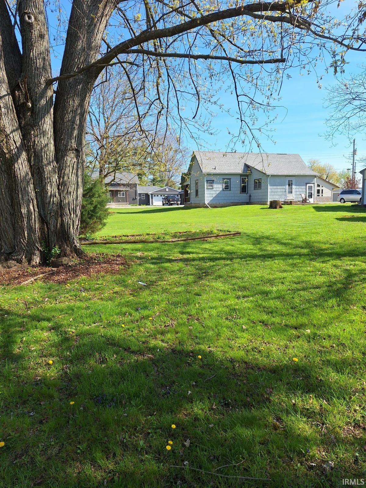 Photo 2 of 104 E Grant Street