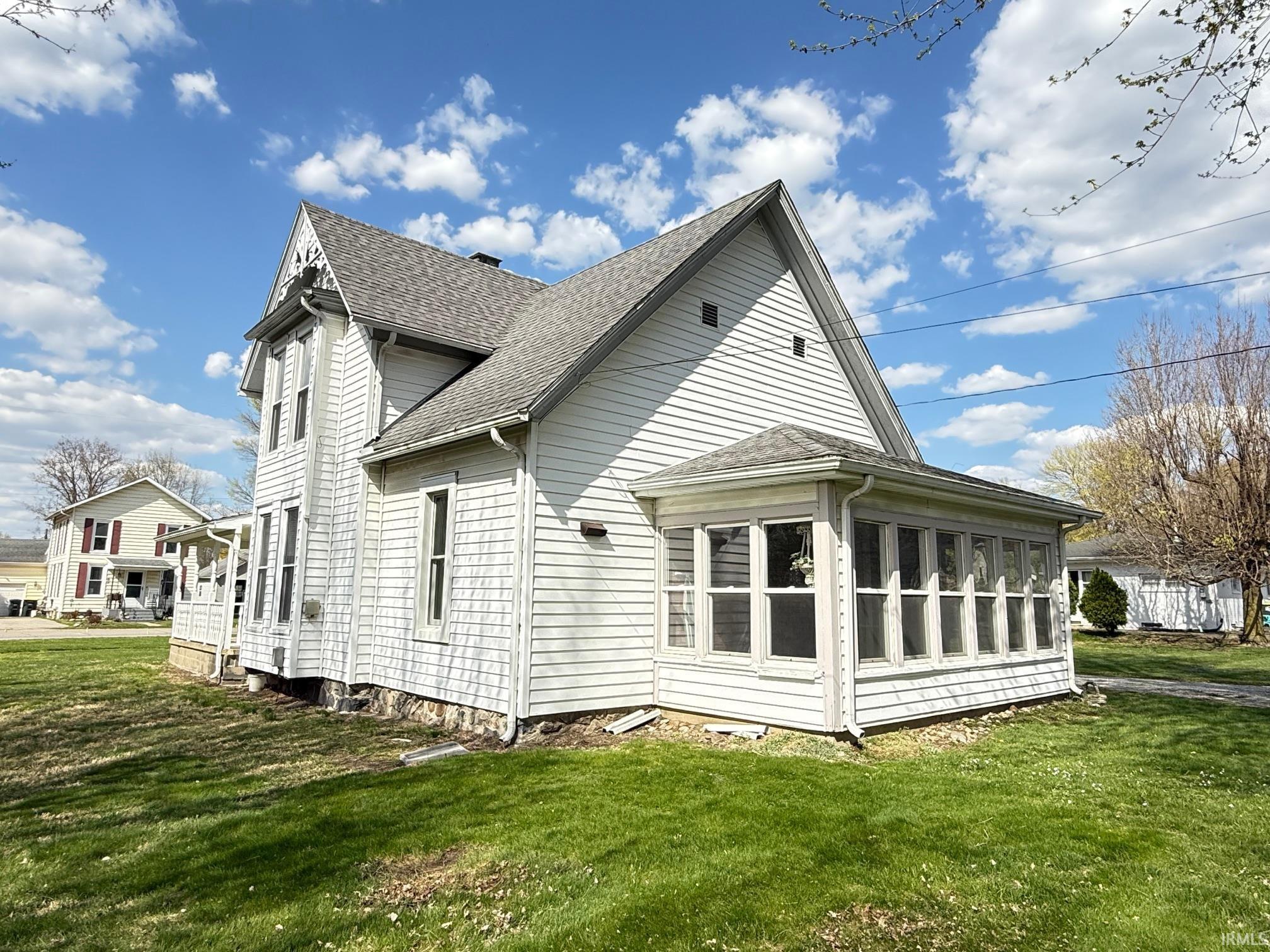 Photo 4 of 508 E Michigan Street