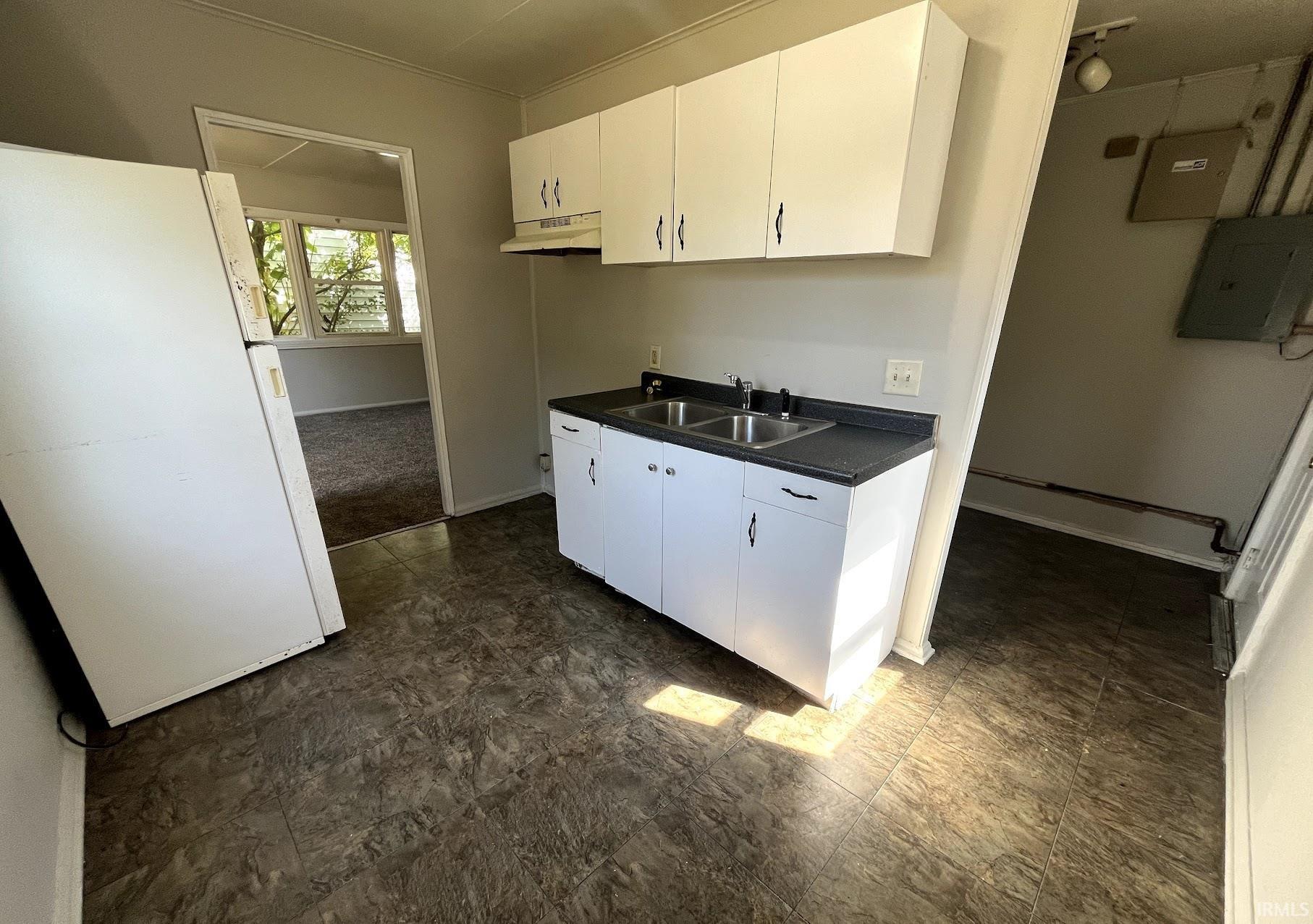 Photo 6 of 4323 Spatz Avenue
