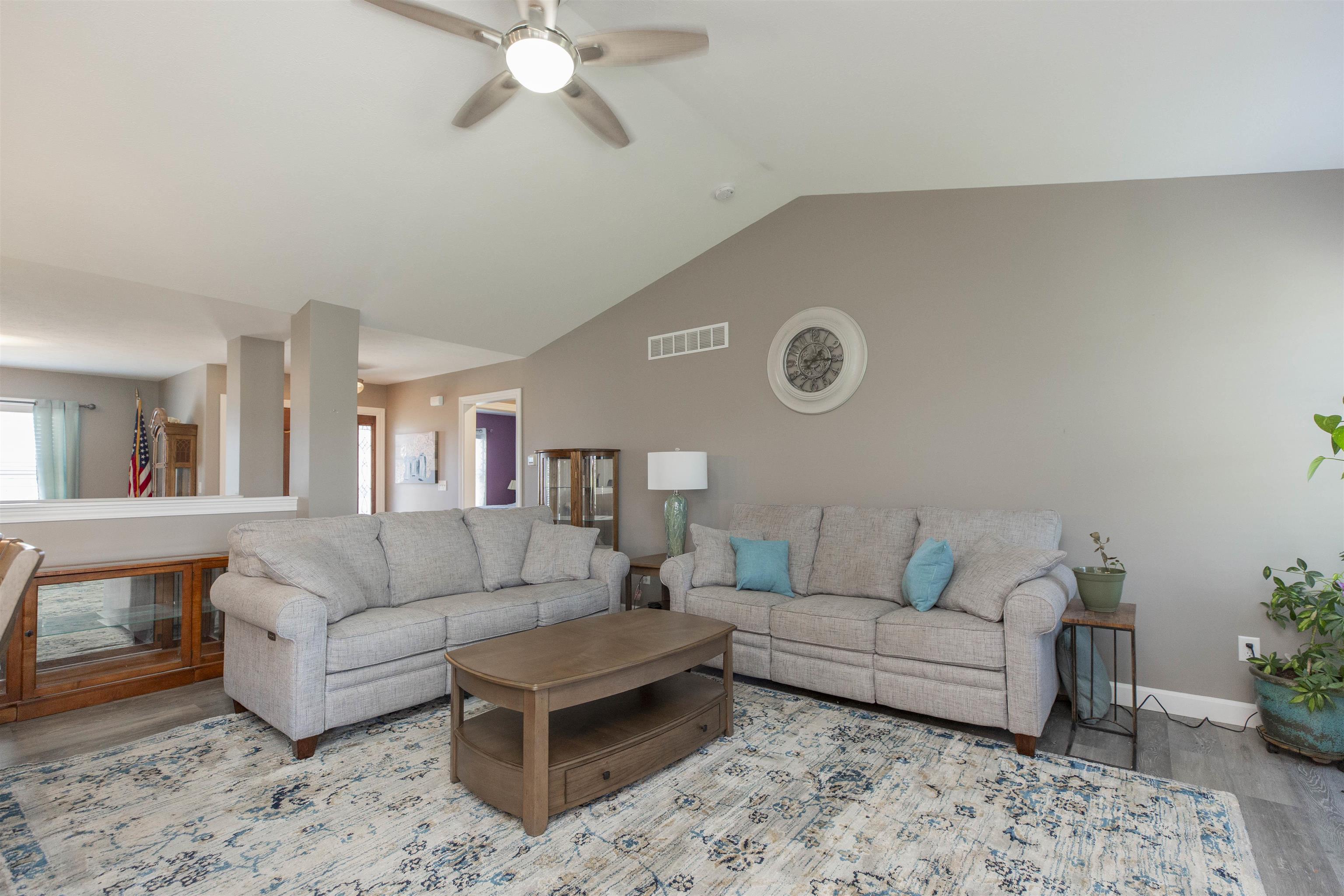 Photo 6 of 50717 Villa Drive
