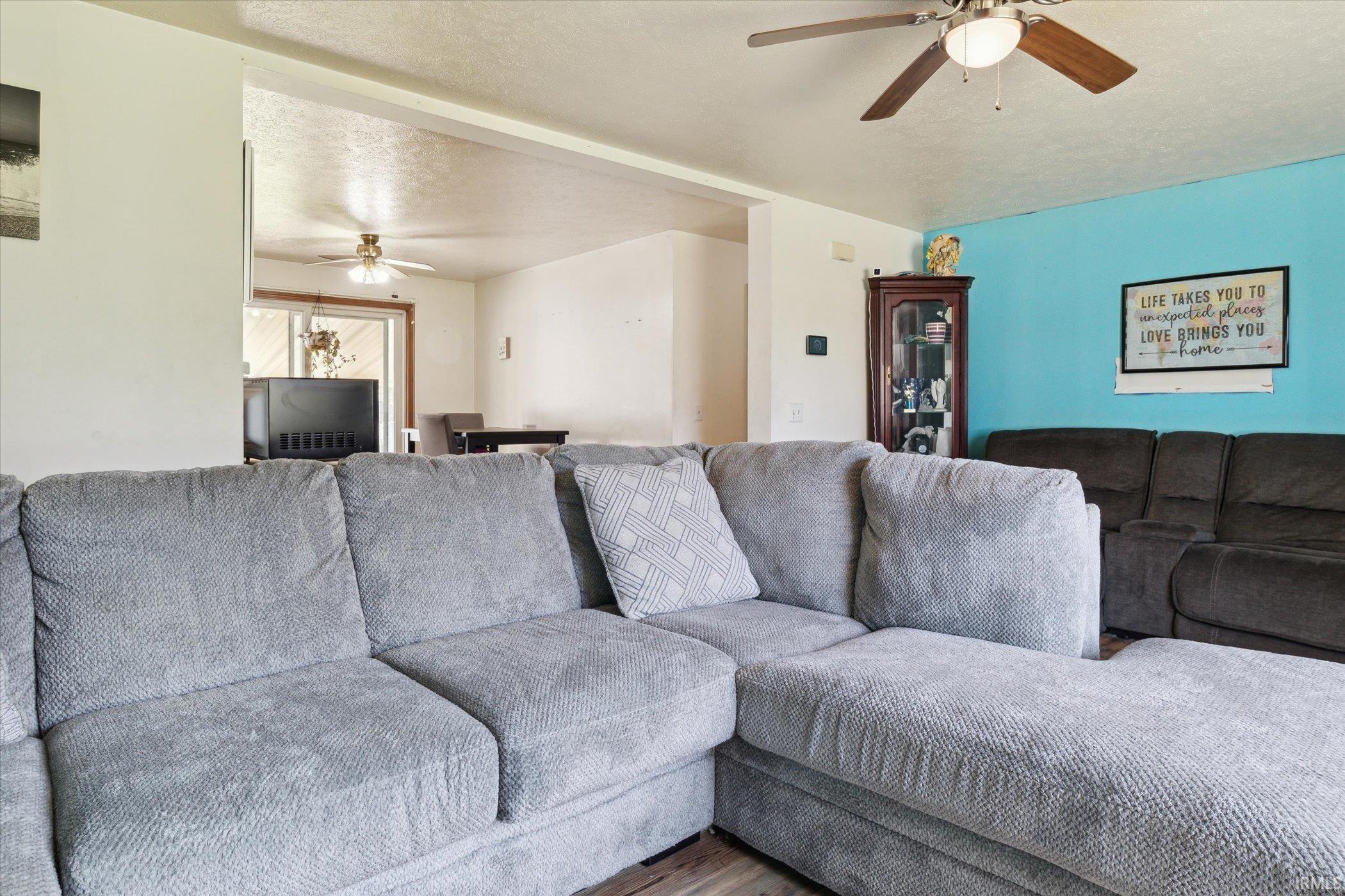 Photo 6 of 27380 Sunnyfield Drive
