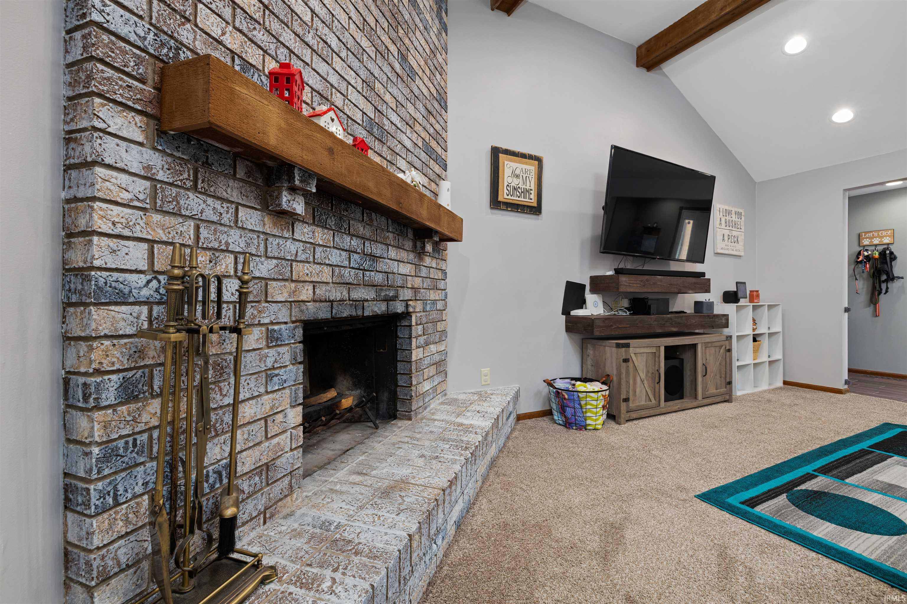 Photo 7 of 6619 Hillsboro Lane