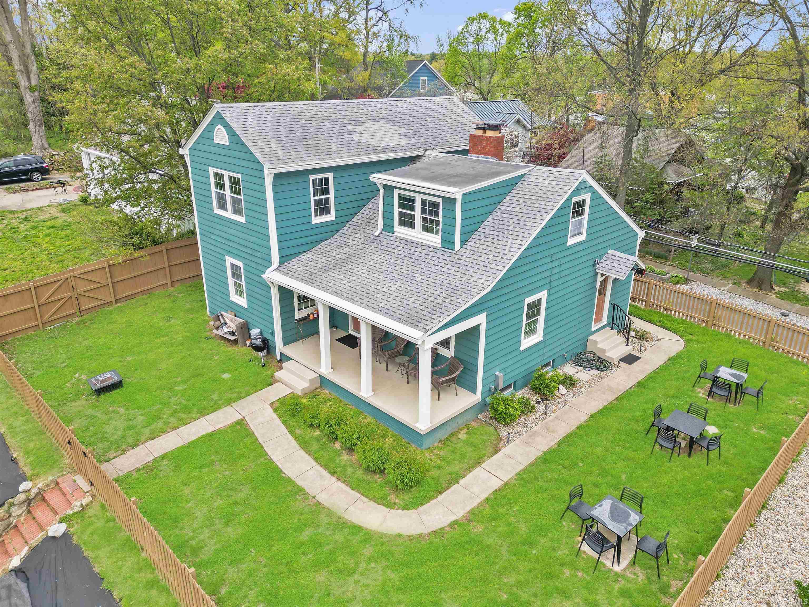 Homes for sale in Newburgh, IN | 110 Monroe St, Newburgh, IN 47630 | MLS# 202514542