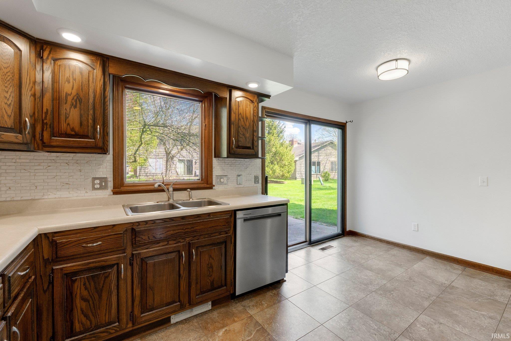 Photo 11 of 2522 Kingston Point