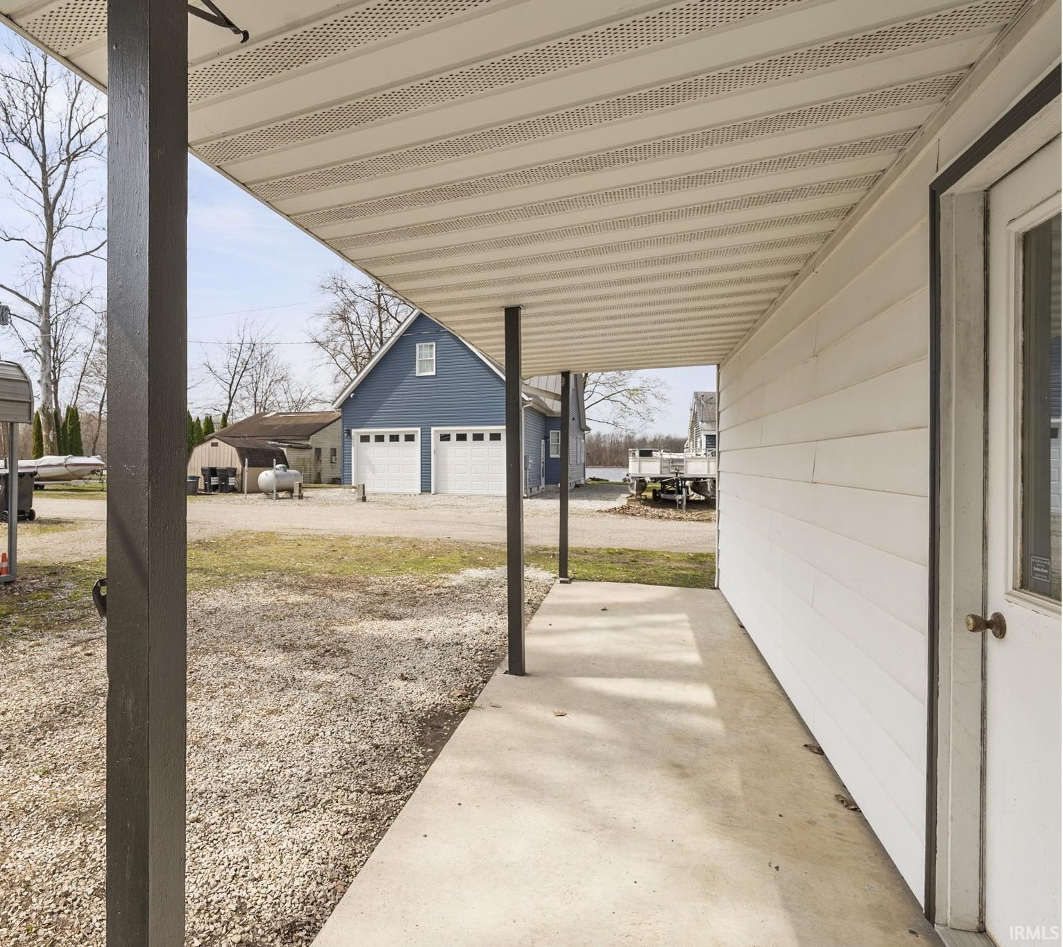 Photo 9 of 3938 W Lakeshore Dr - 57 Drive