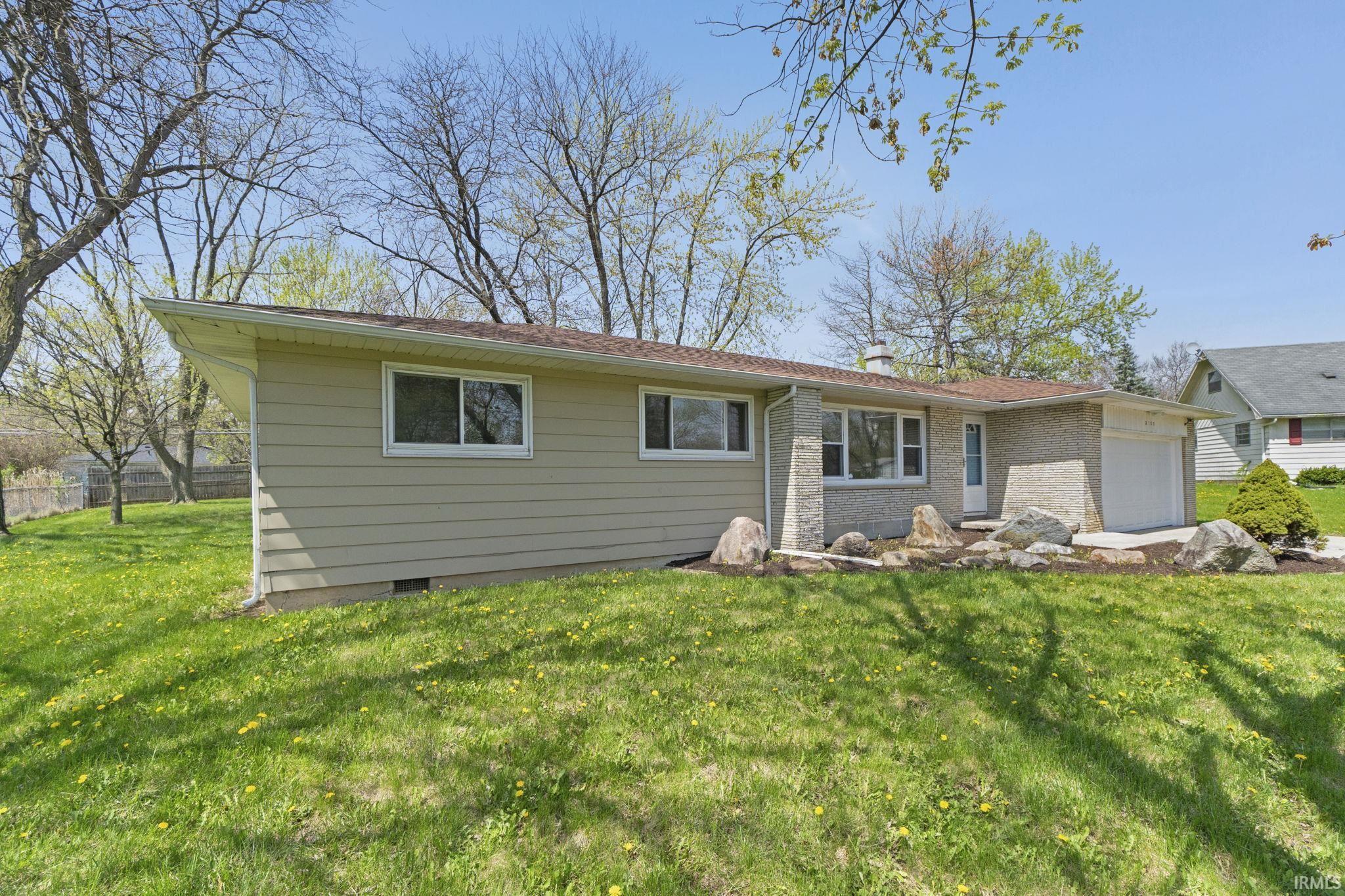 Photo 3 of 2135 Otsego Drive