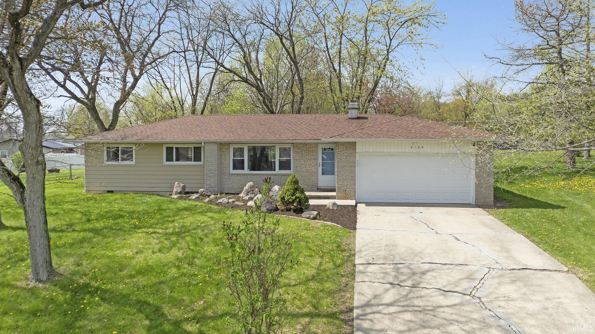 Photo 4 of 2135 Otsego Drive