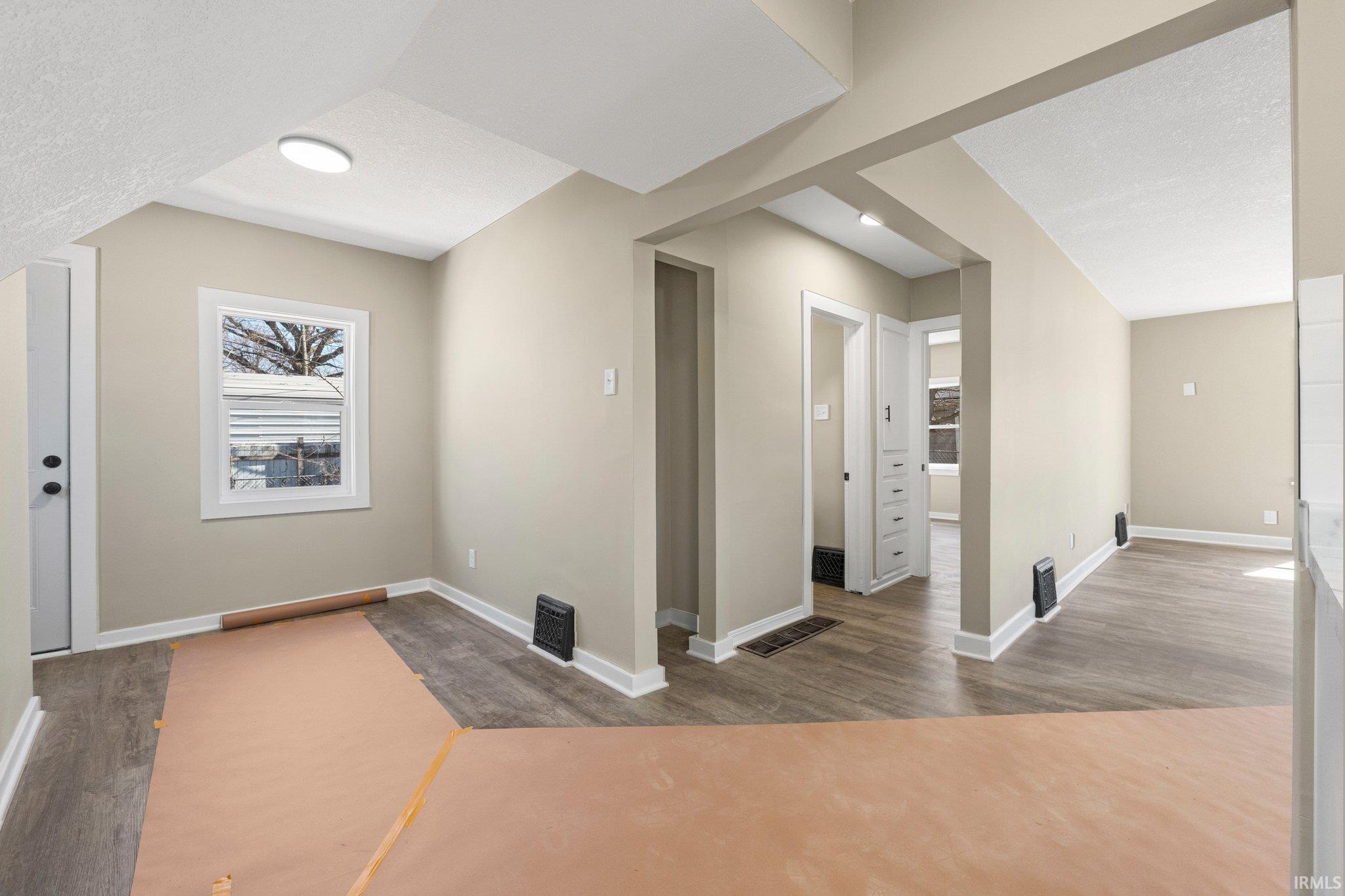 Photo 13 of 4121 Smith Street