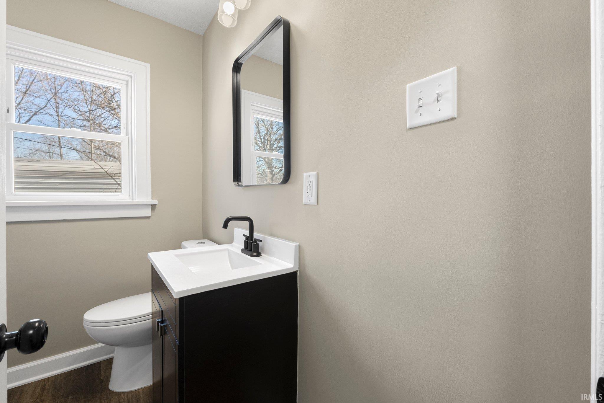 Photo 16 of 4121 Smith Street