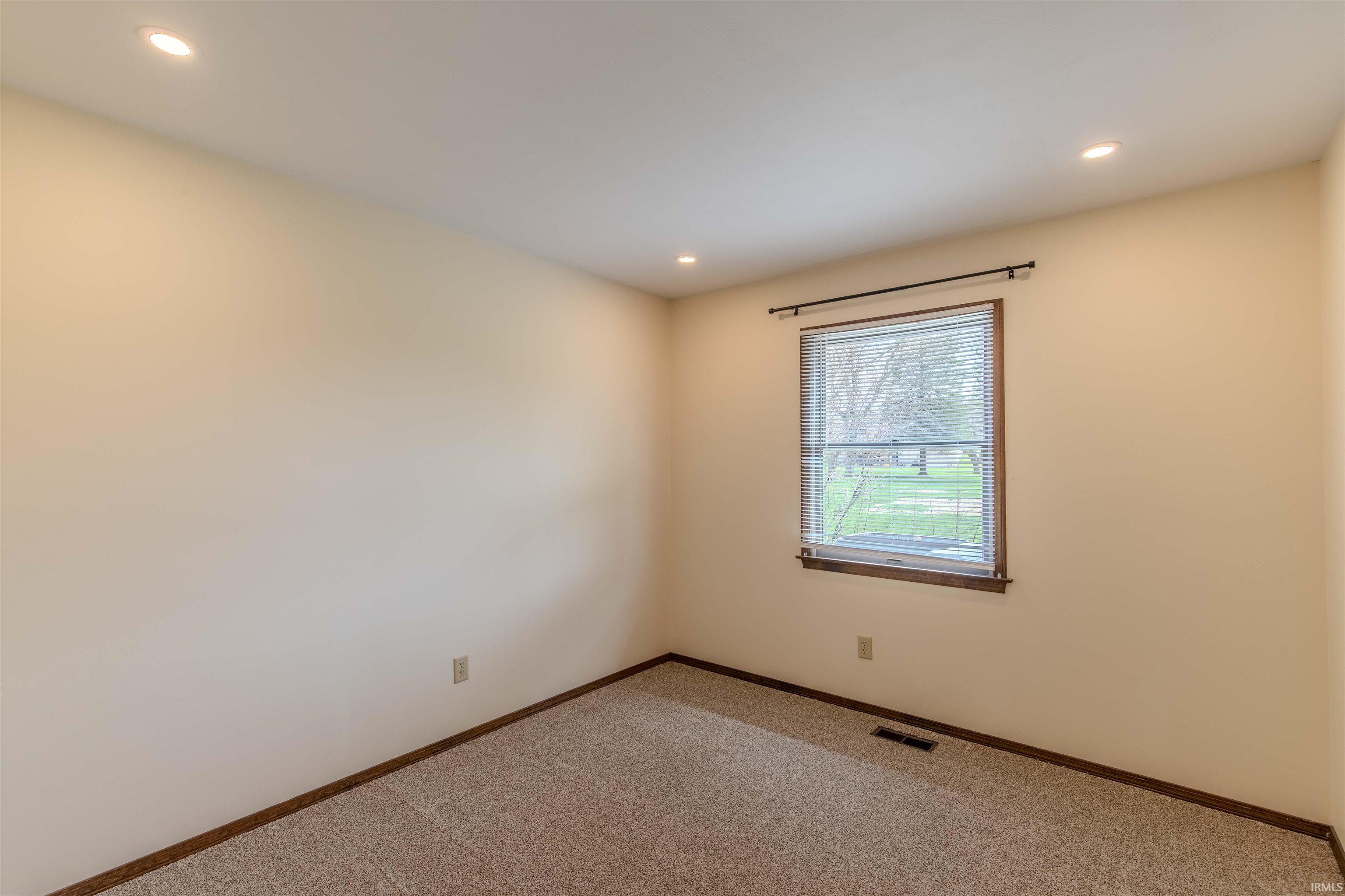 1440 N Buena Vista Road