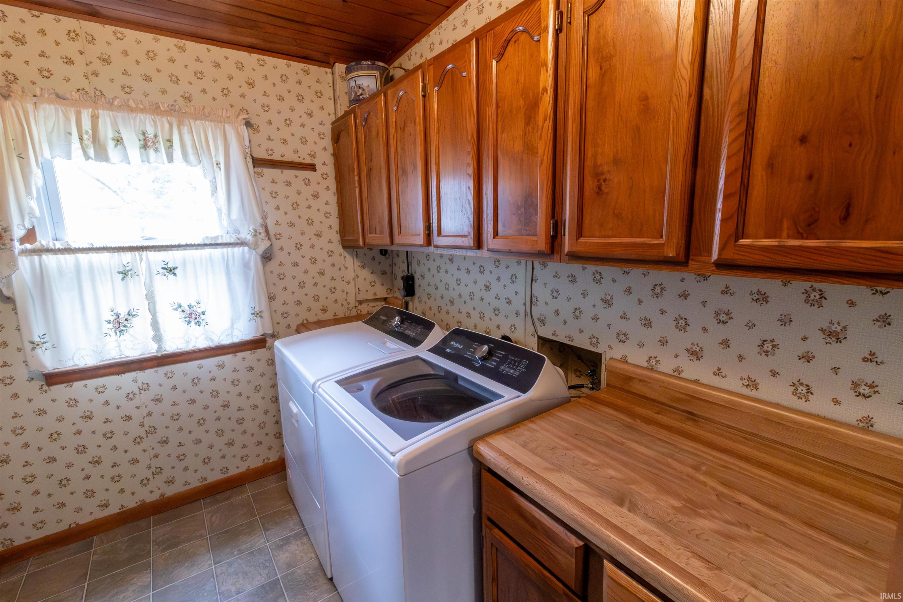 Photo 19 of 902 Saint Felix Drive