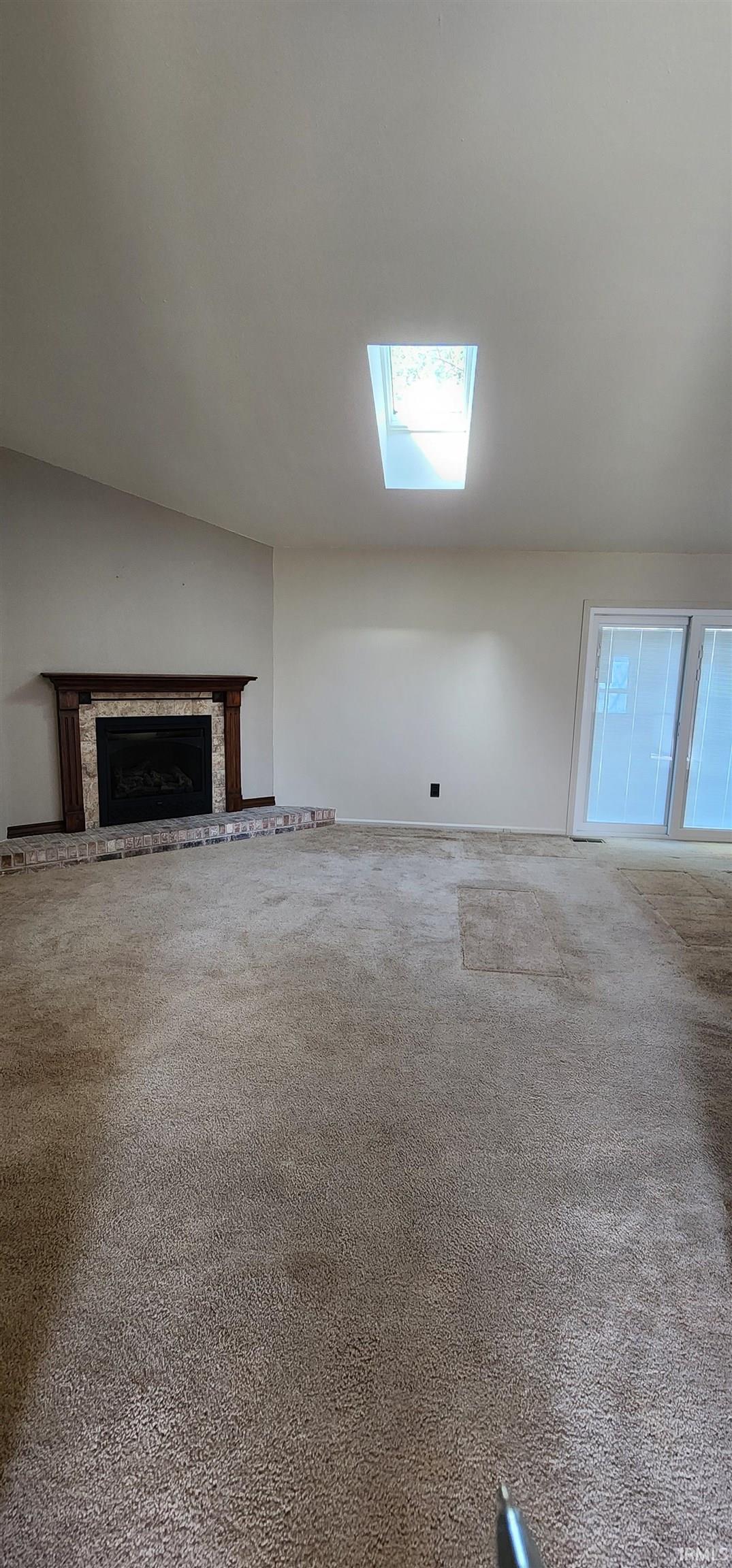 Photo 11 of 4011 N 100