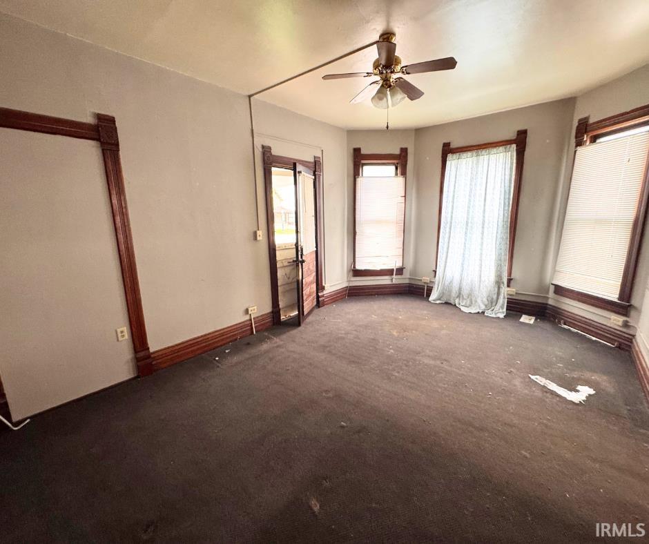 Photo 6 of 634 N main Street