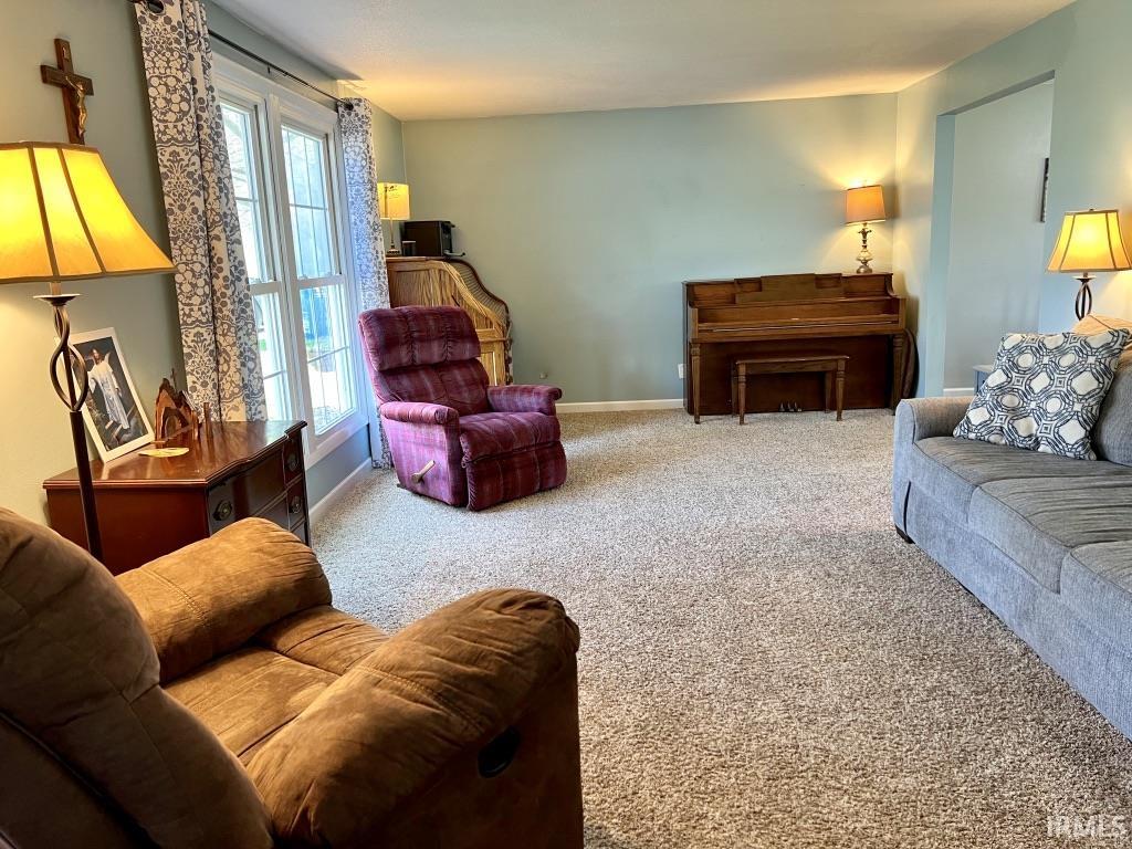 Photo 3 of 1714 Lopshire Drive