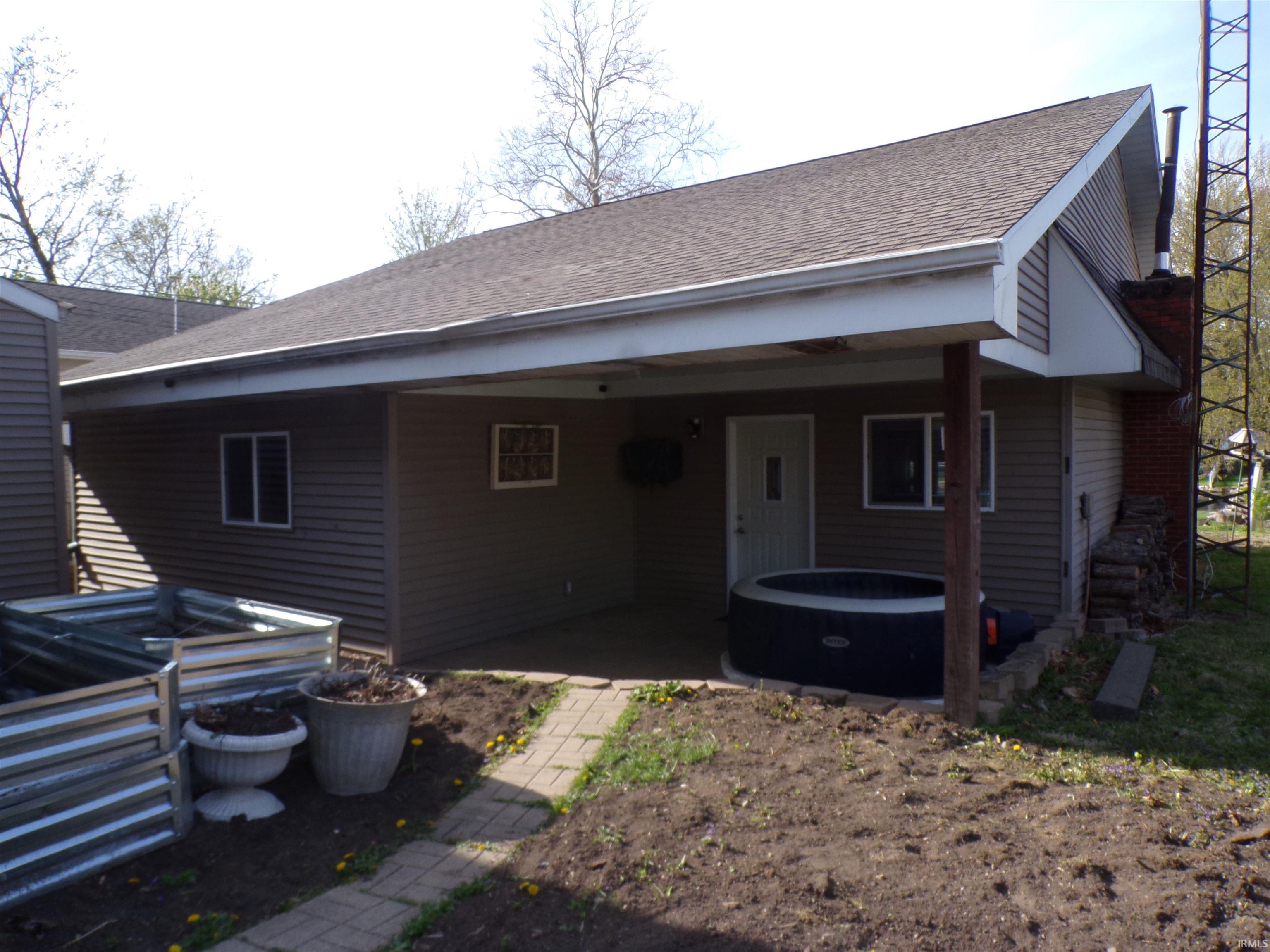 Photo 0 of 885 W 590 S