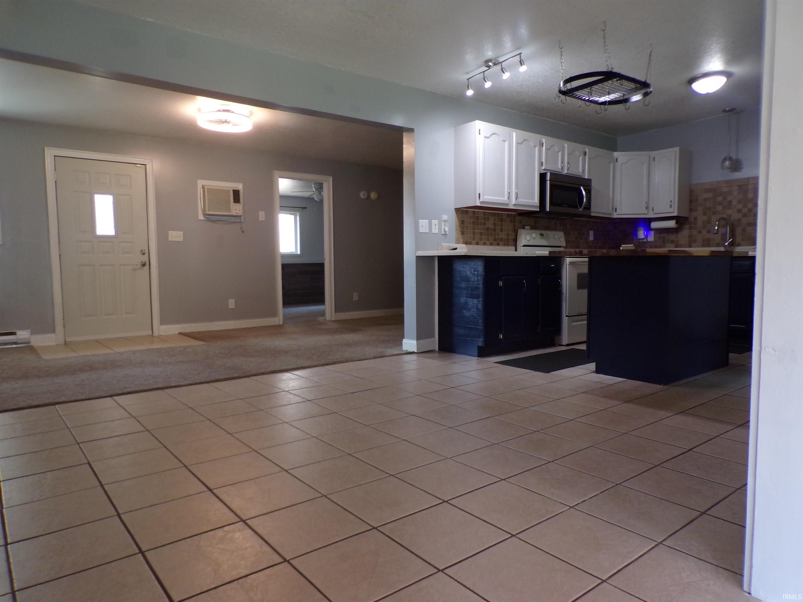Photo 19 of 885 W 590 S