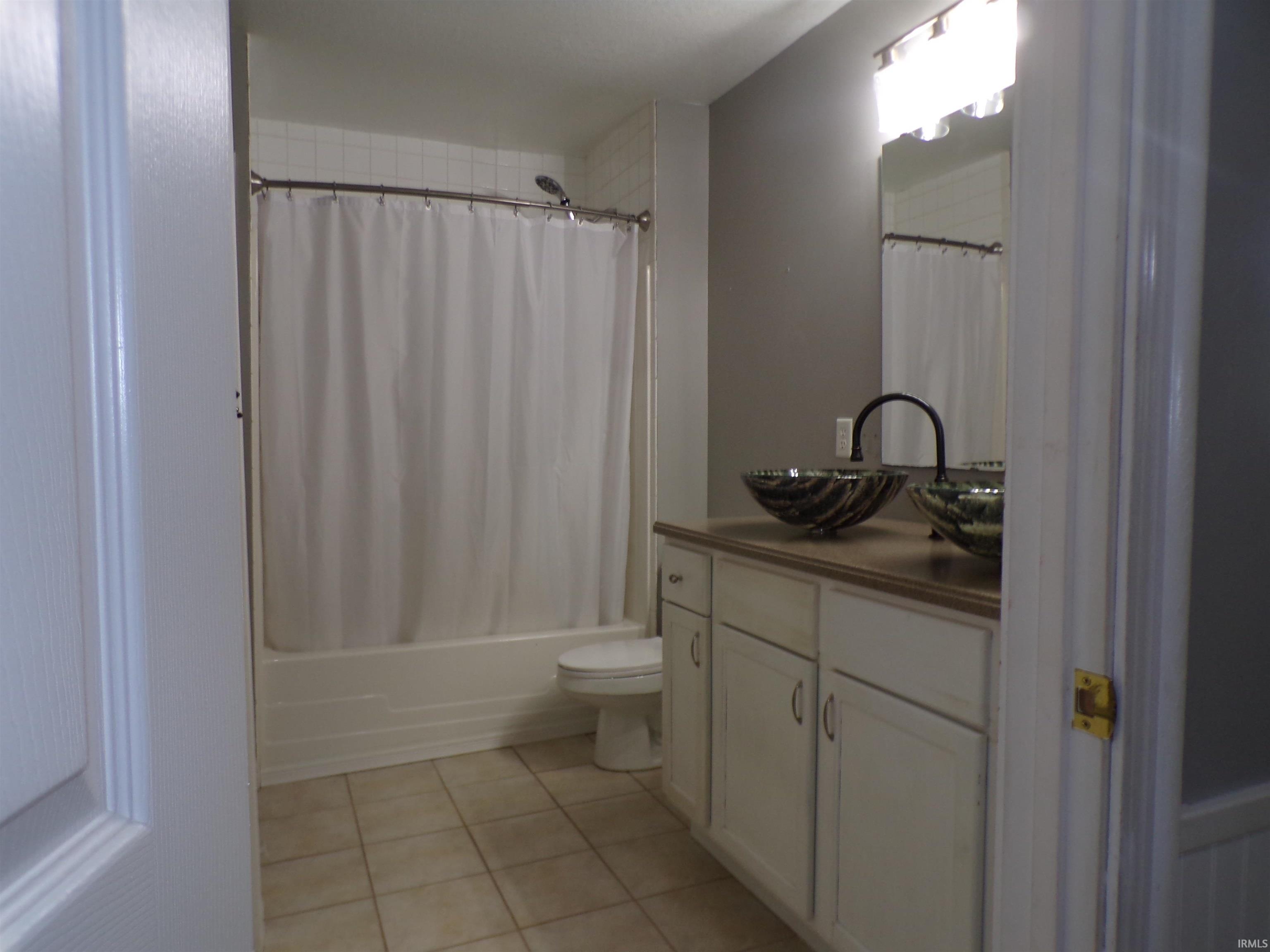 Photo 27 of 885 W 590 S