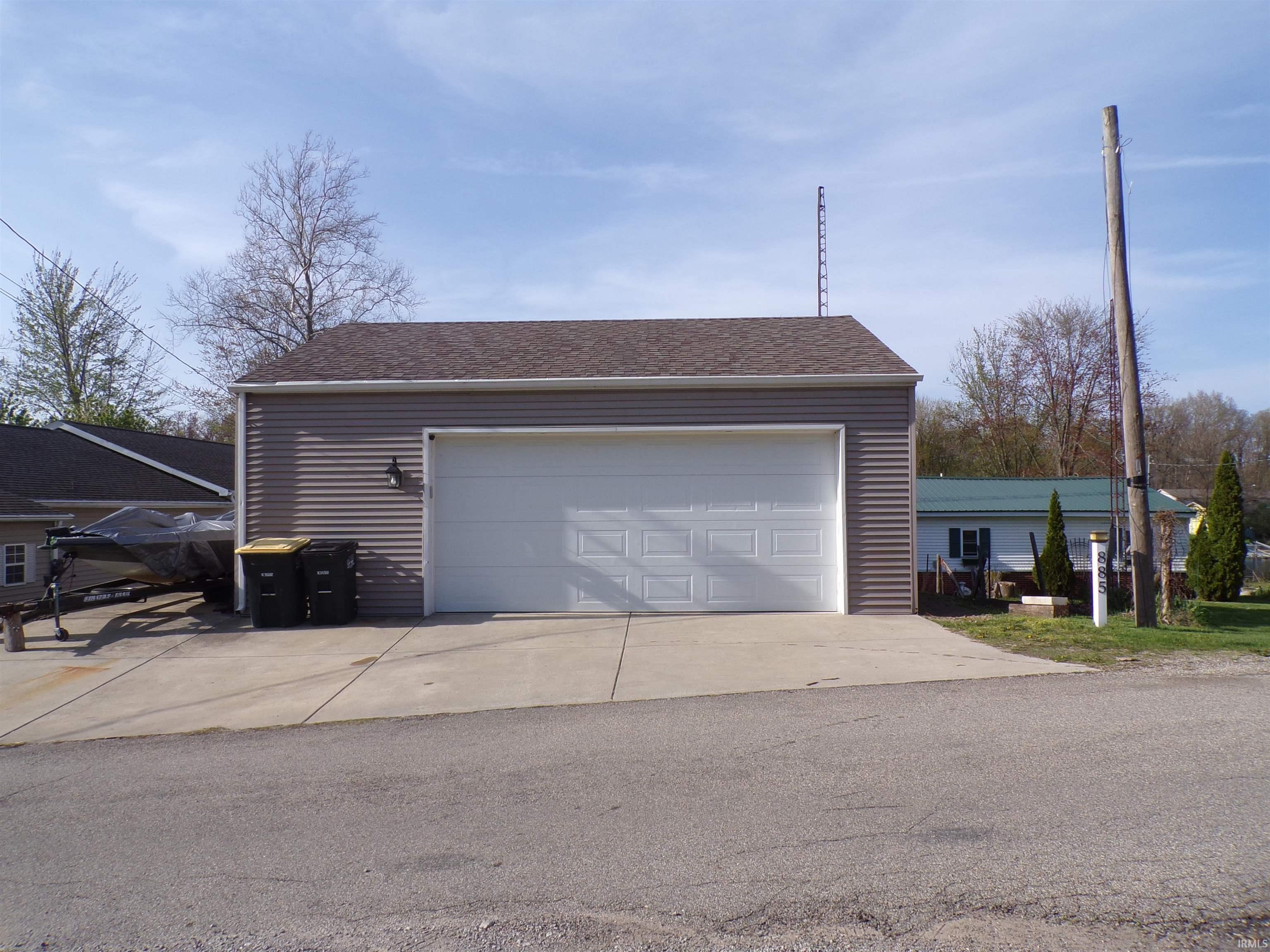 Photo 4 of 885 W 590 S