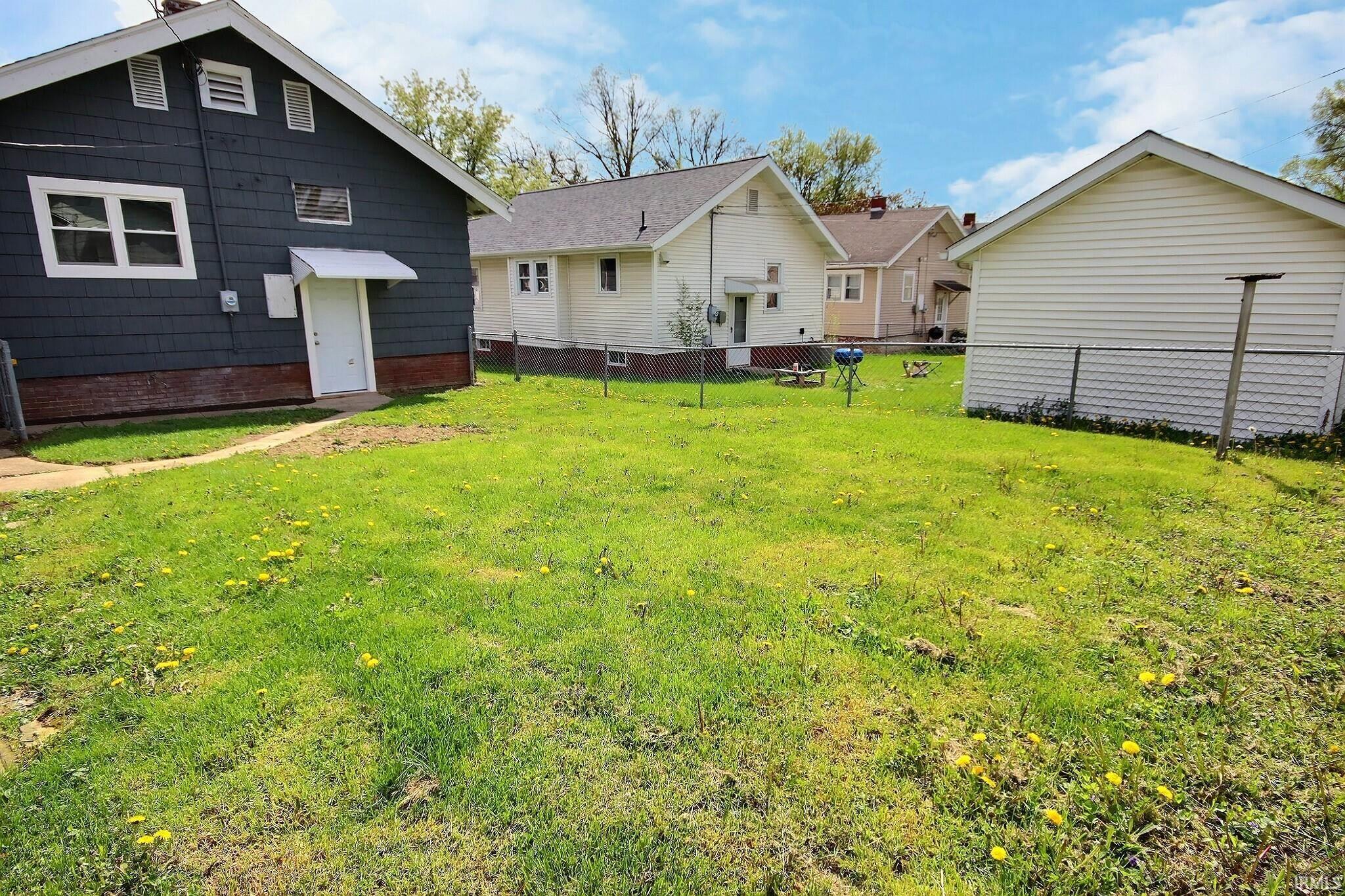 Photo 19 of 1209 Dodge Avenue