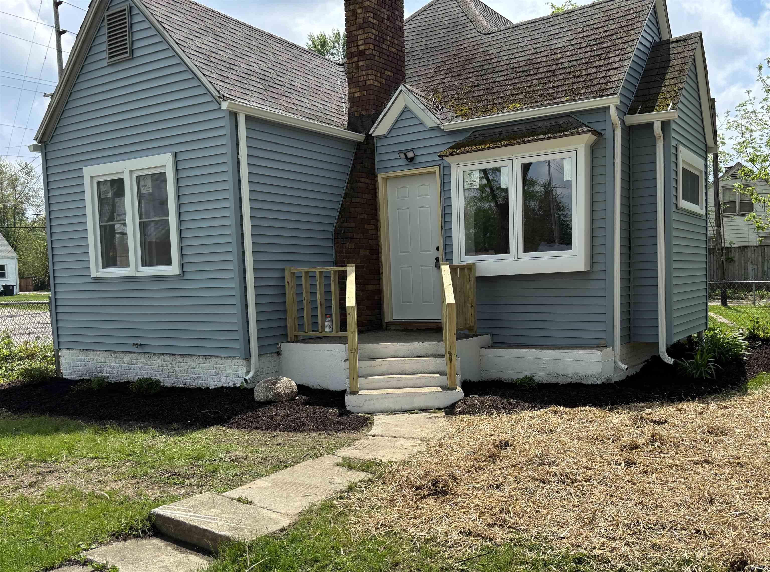 Photo 0 of 604 Mckinnie Avenue